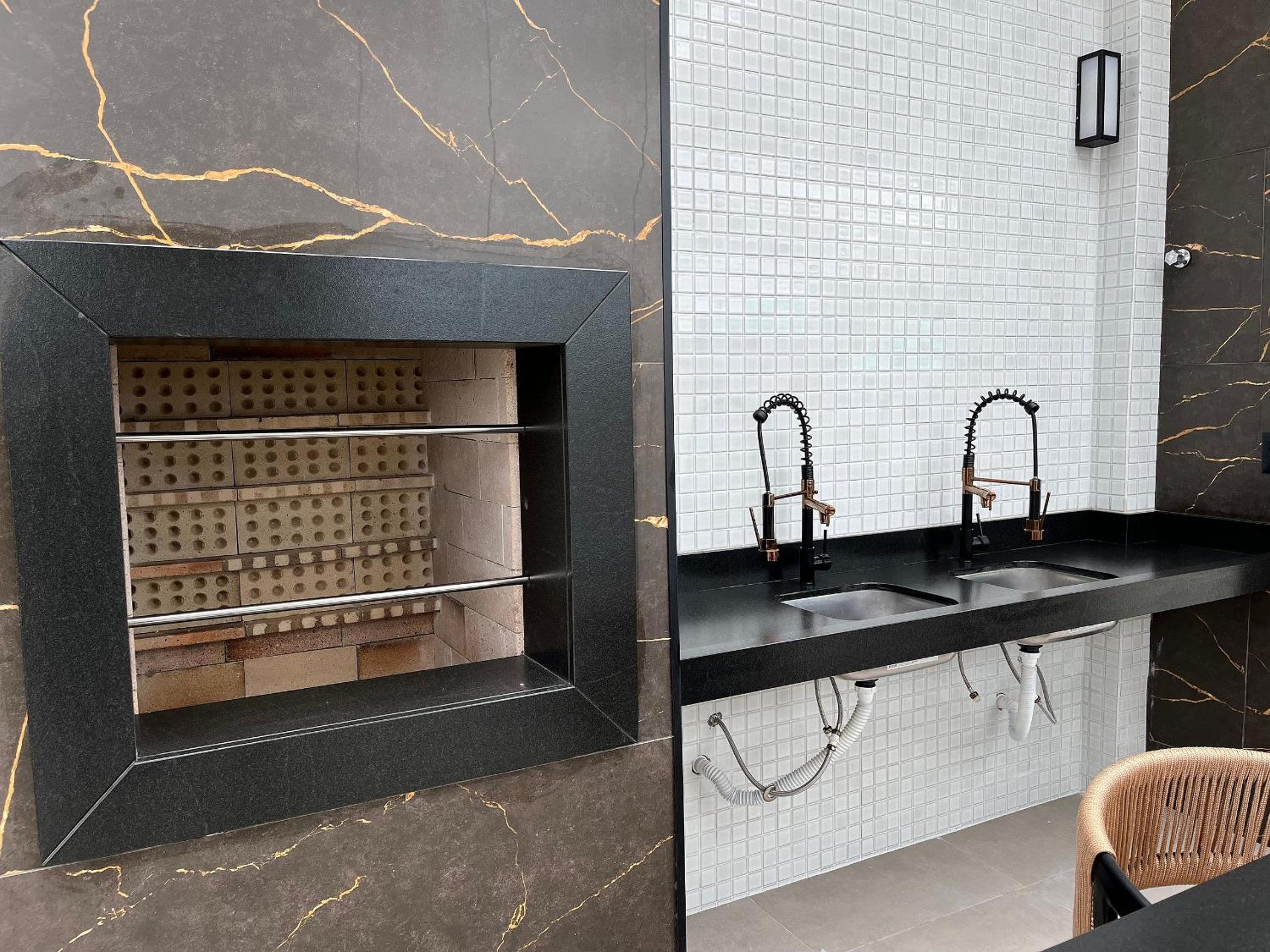 Elegance Apartamentos 1 quarto para 4 pessoas em Bombinhas