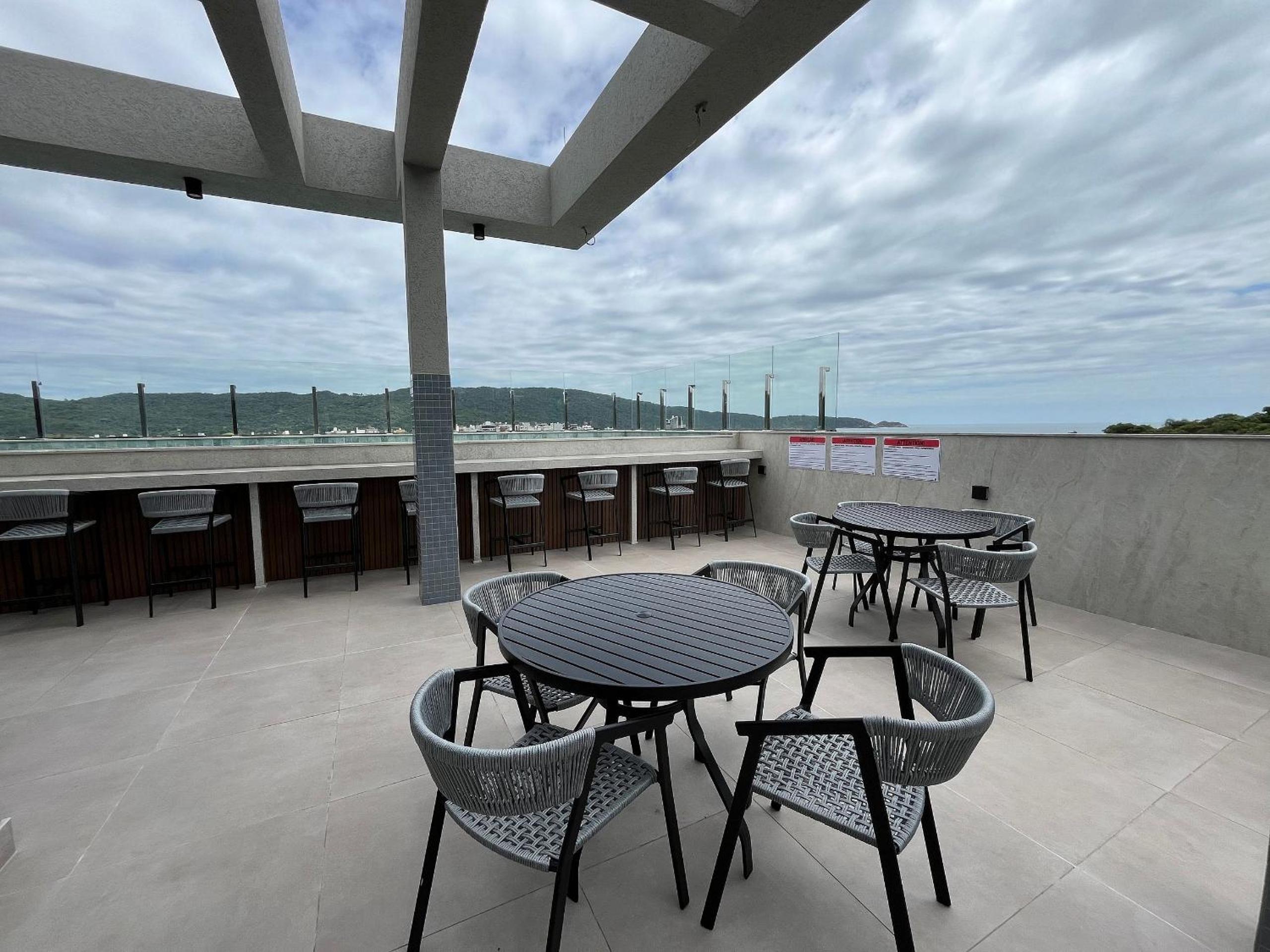 Elegance Apartamentos 1 quarto para 4 pessoas em Bombinhas