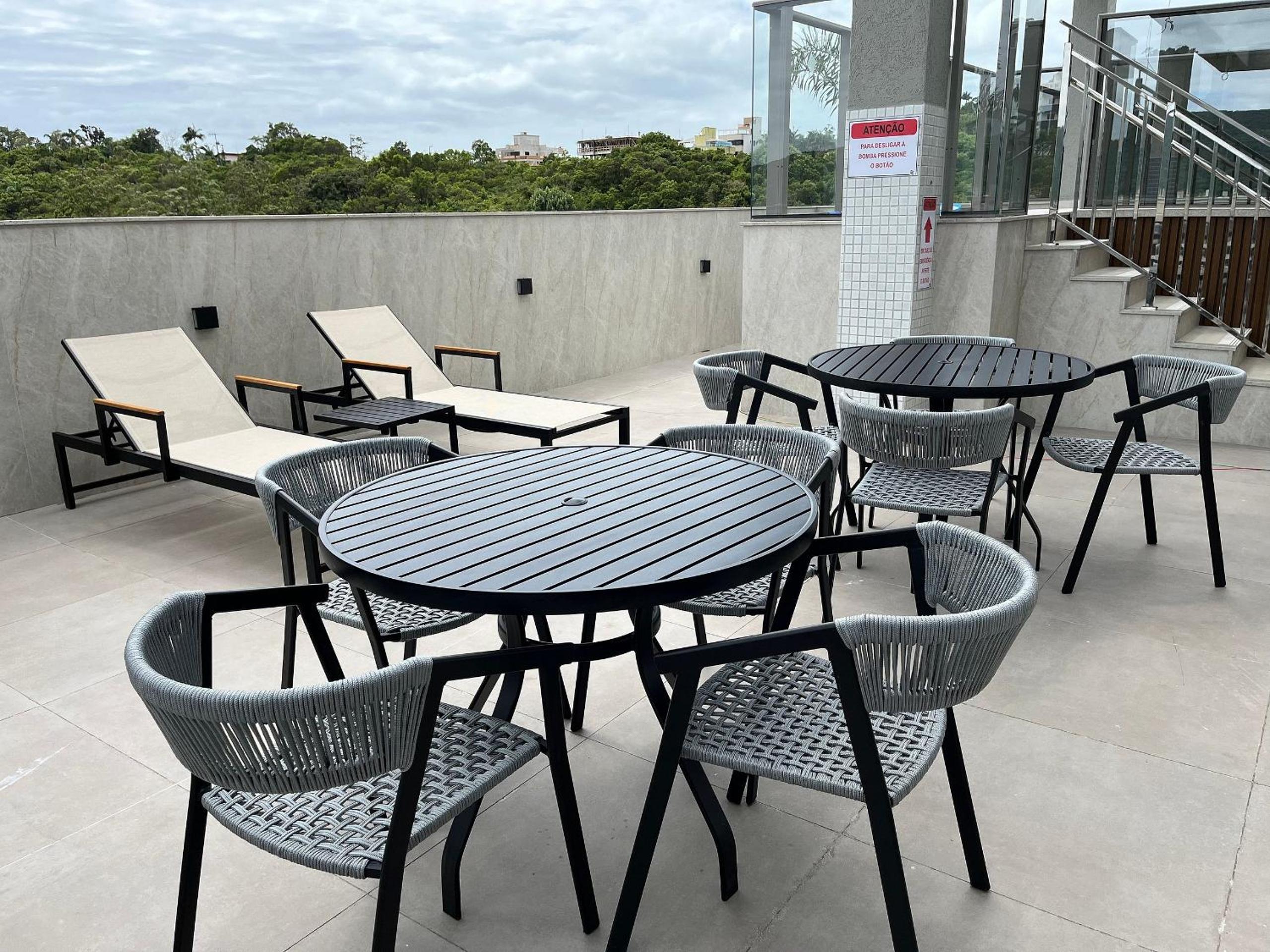 Elegance Apartamentos 1 quarto para 4 pessoas em Bombinhas