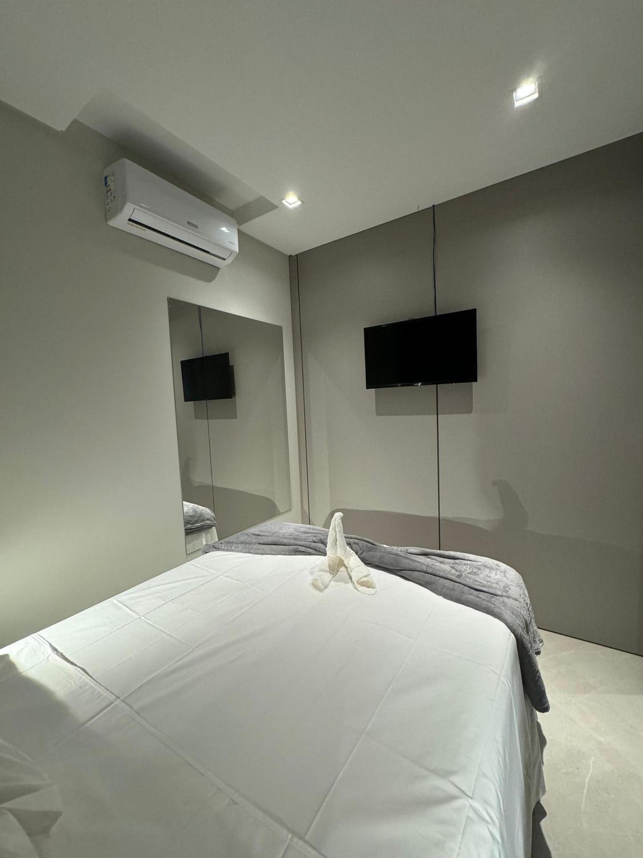 Elegance Apartamentos 1 quarto para 4 pessoas em Bombinhas