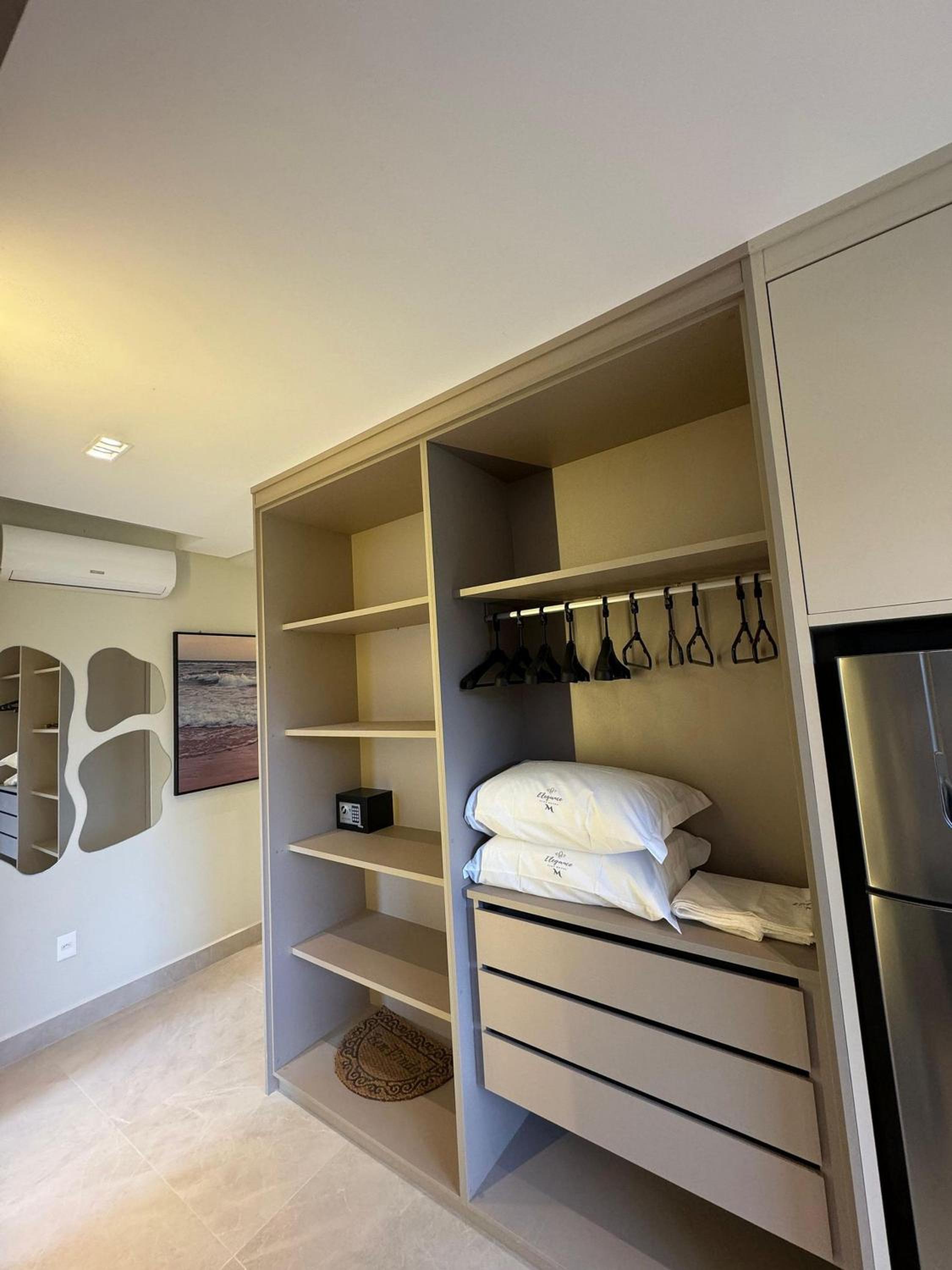 Elegance Apartamentos 1 quarto para 4 pessoas em Bombinhas