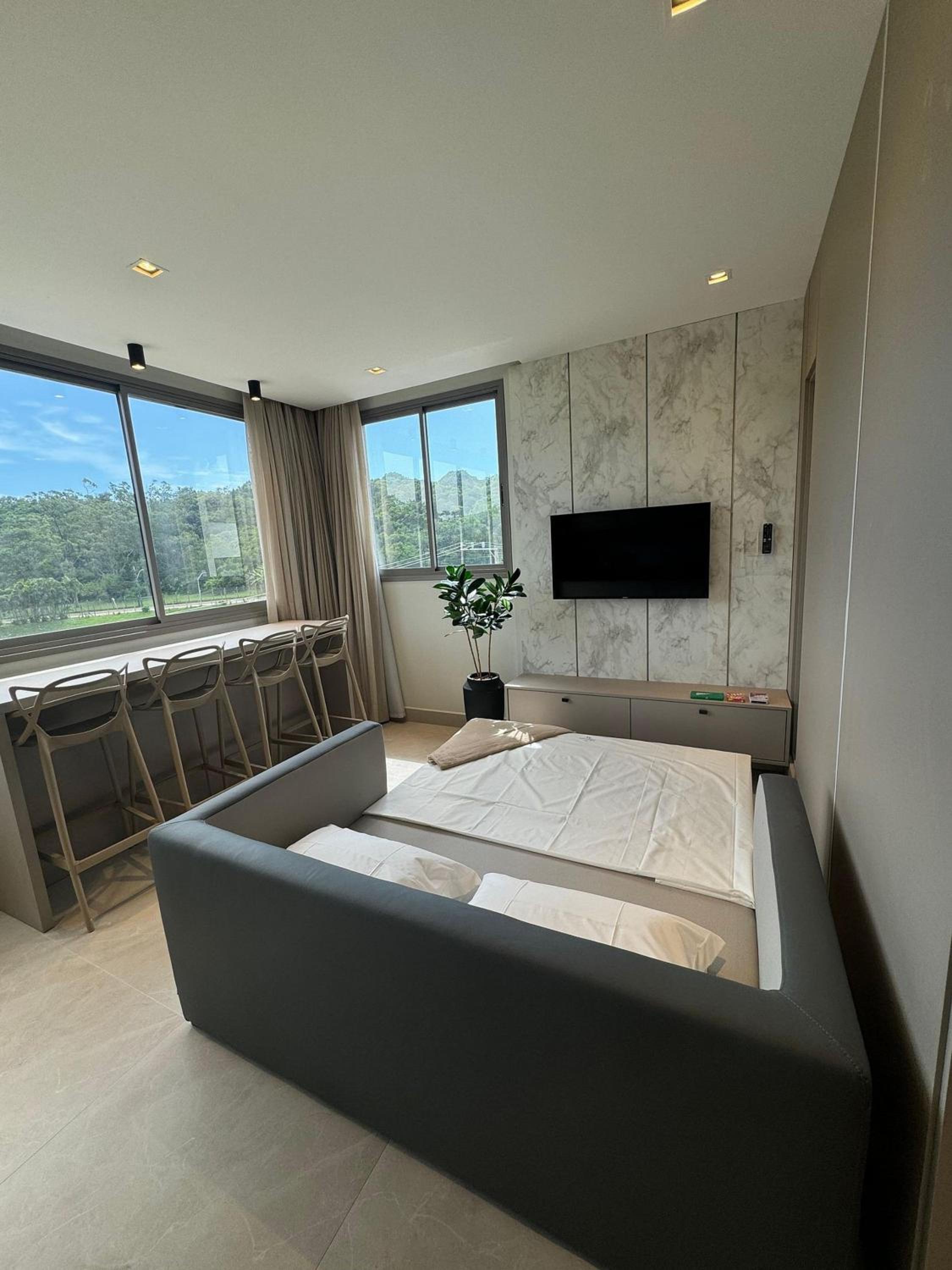 Elegance Apartamentos 1 quarto para 4 pessoas em Bombinhas