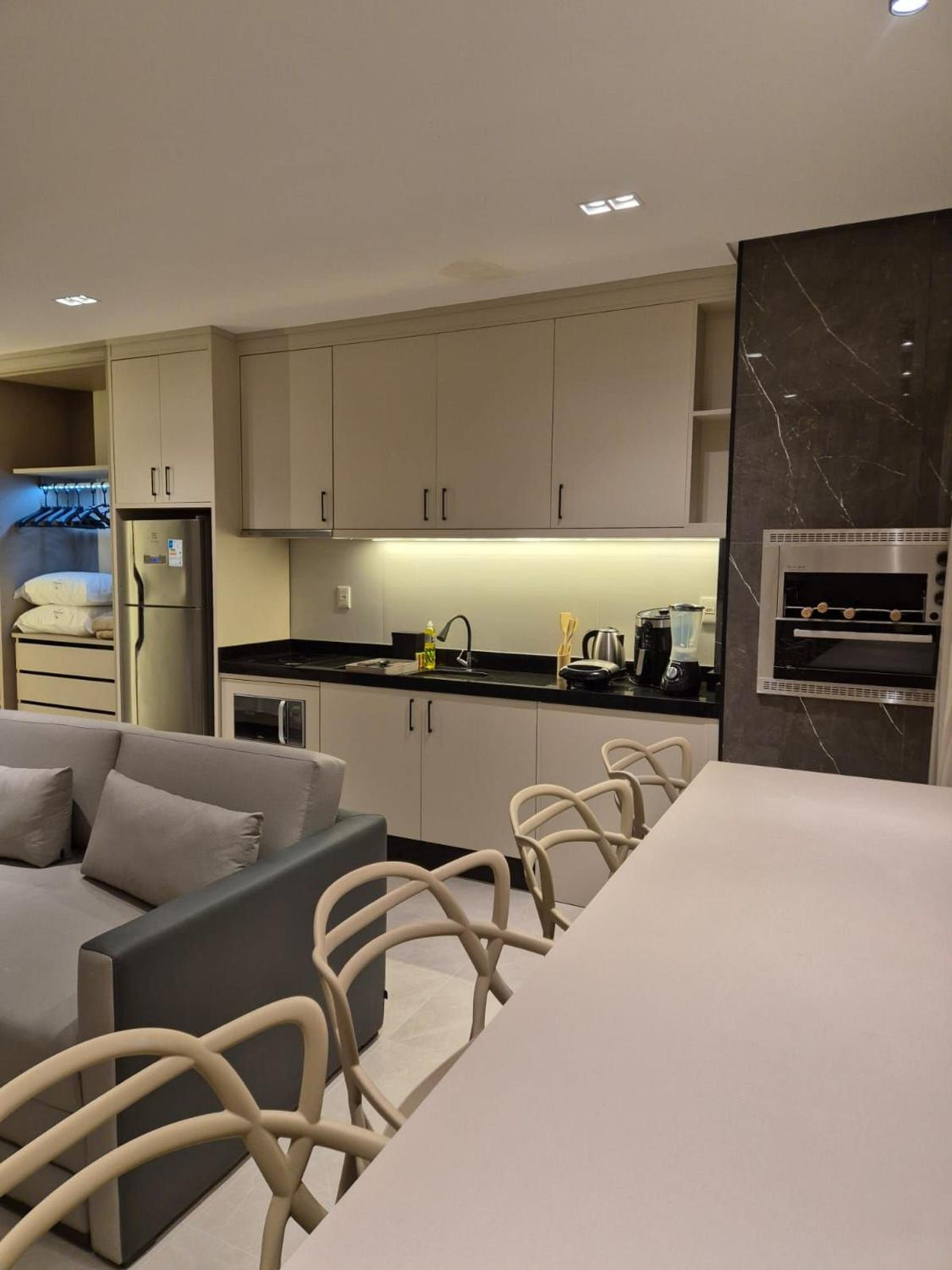 Elegance Apartamentos 1 quarto para 4 pessoas em Bombinhas