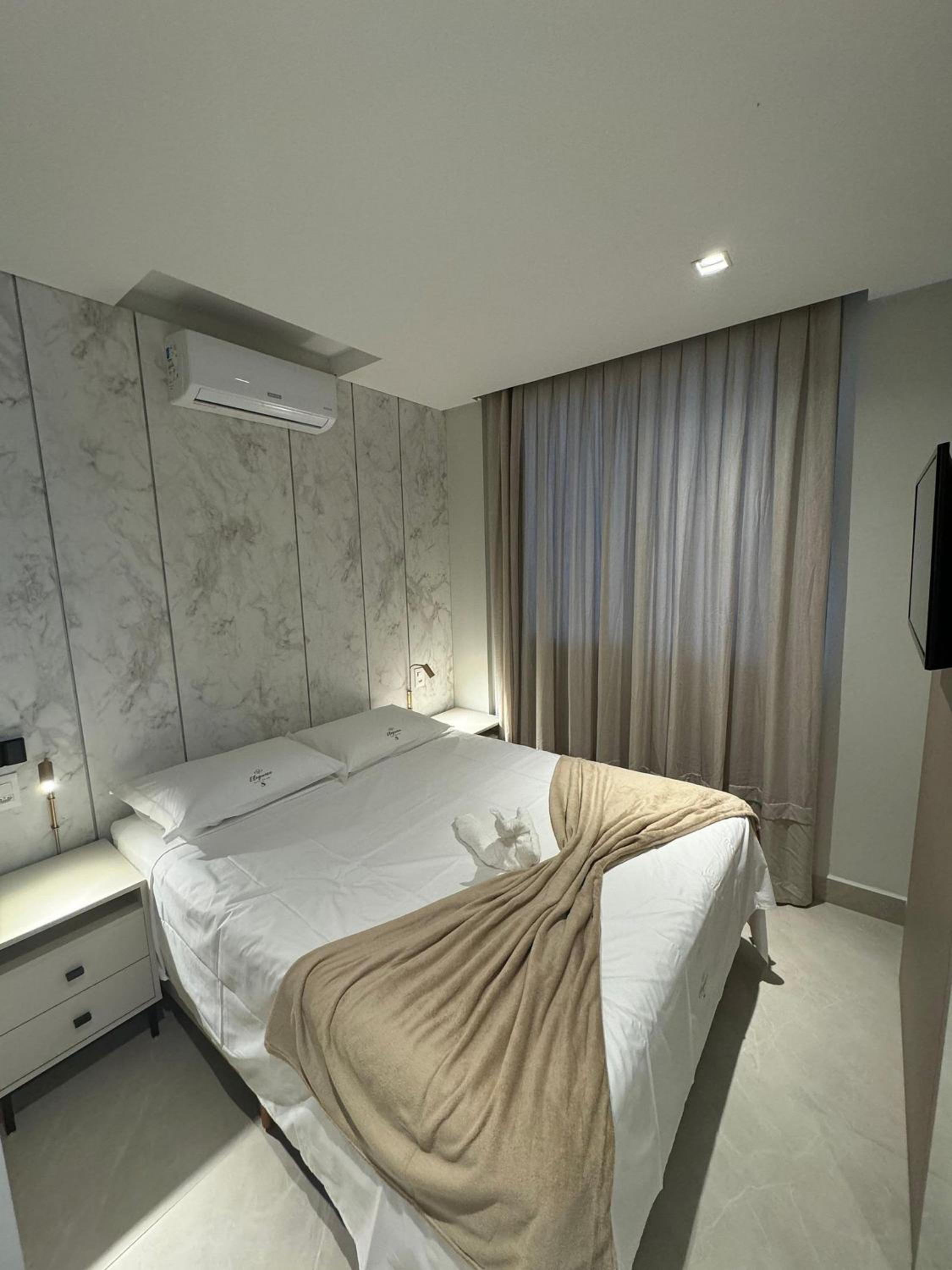 Elegance Apartamentos 1 quarto para 4 pessoas em Bombinhas