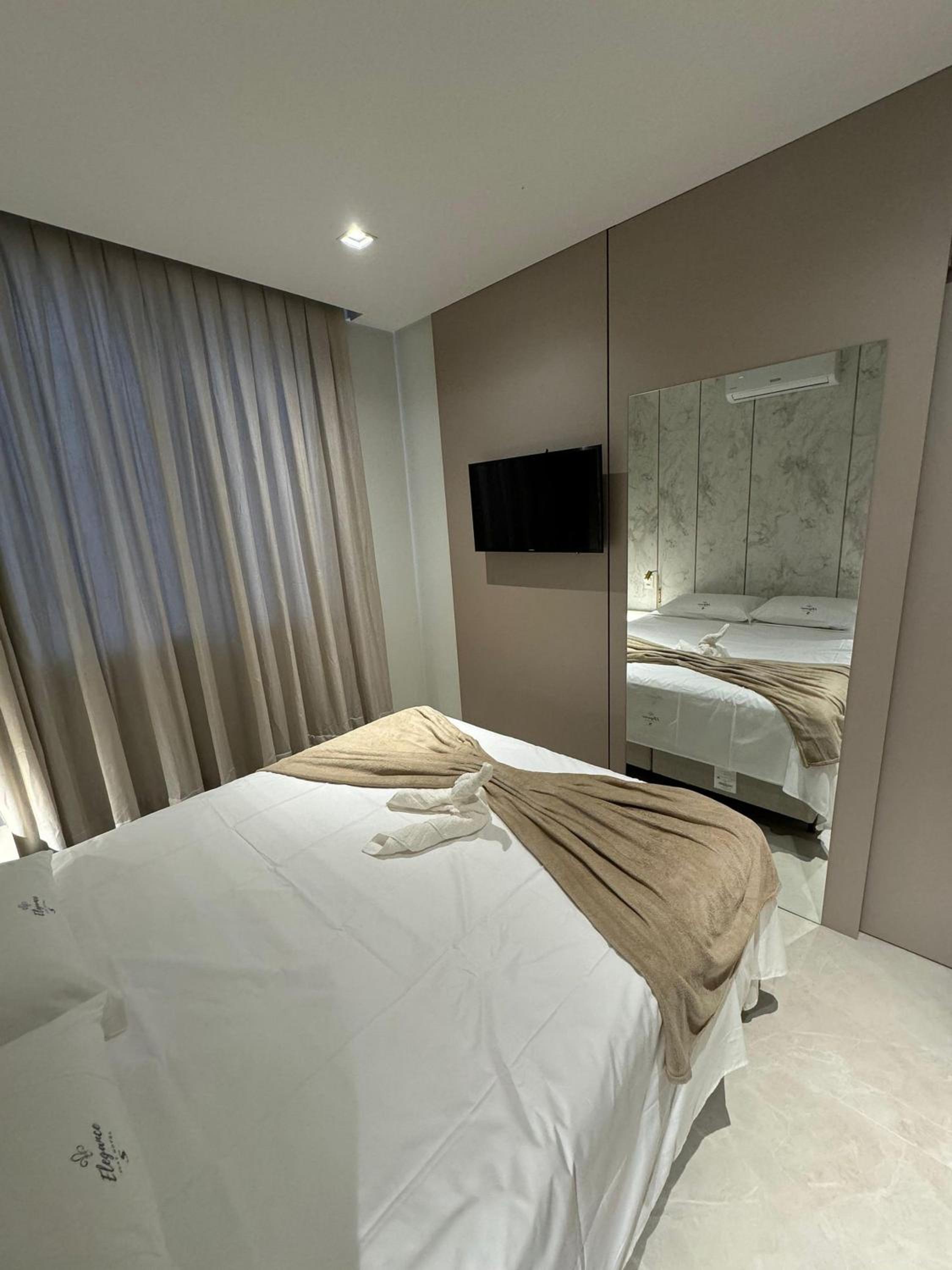 Elegance Apartamentos 1 quarto para 4 pessoas em Bombinhas
