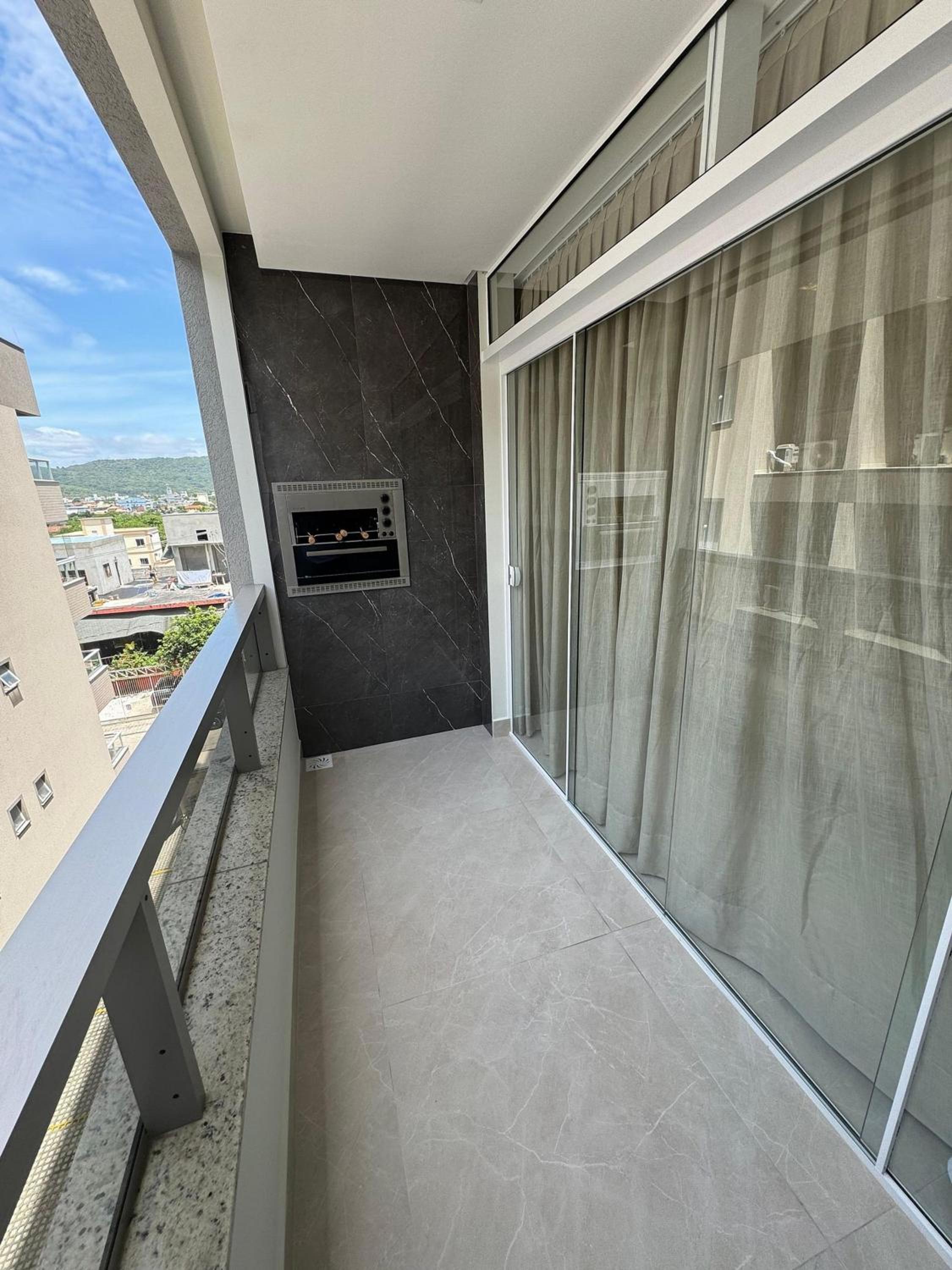 Elegance Apartamentos 1 quarto para 4 pessoas em Bombinhas