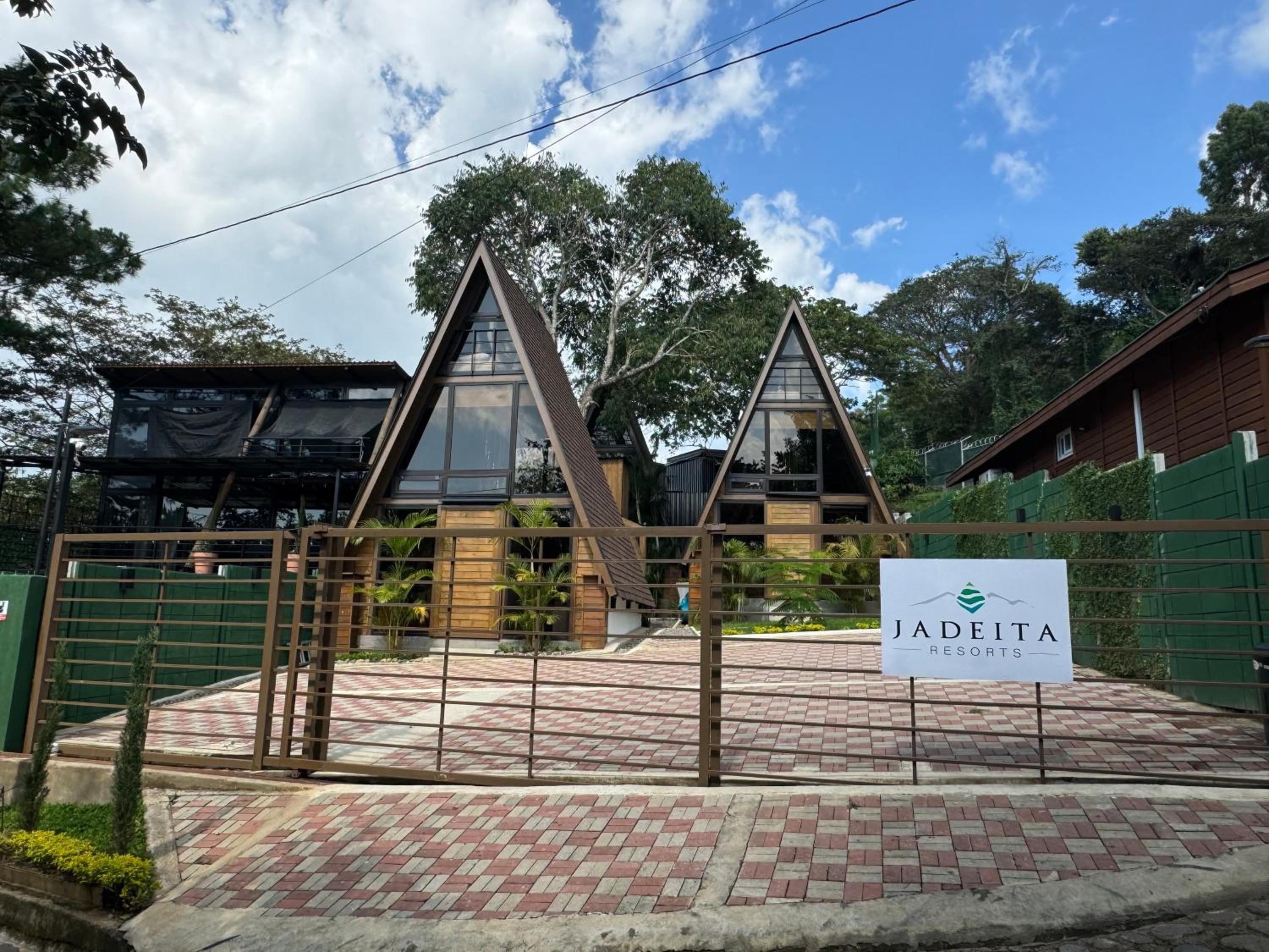 Cabañas Alpinas Jadeita Resorts