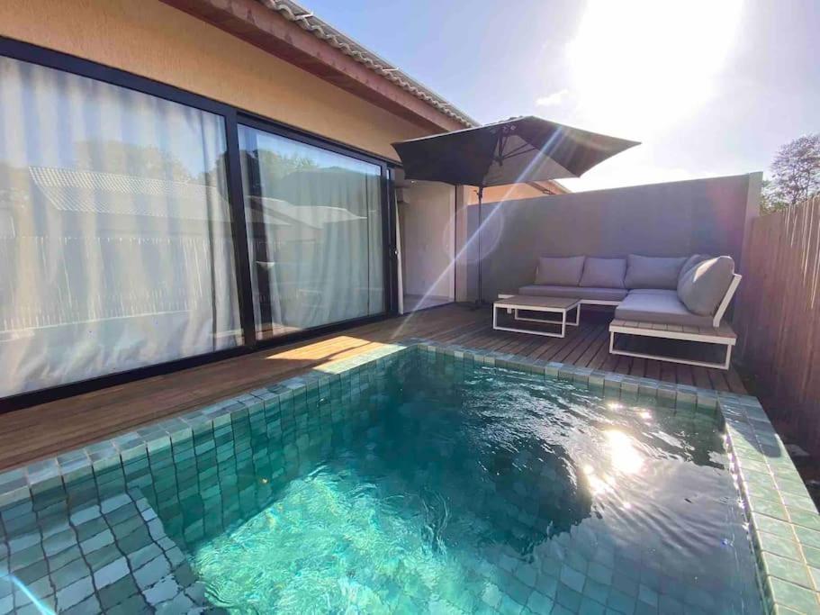A 10min do centro da Pipa, com piscina privativa, cozinha, 2 suítes