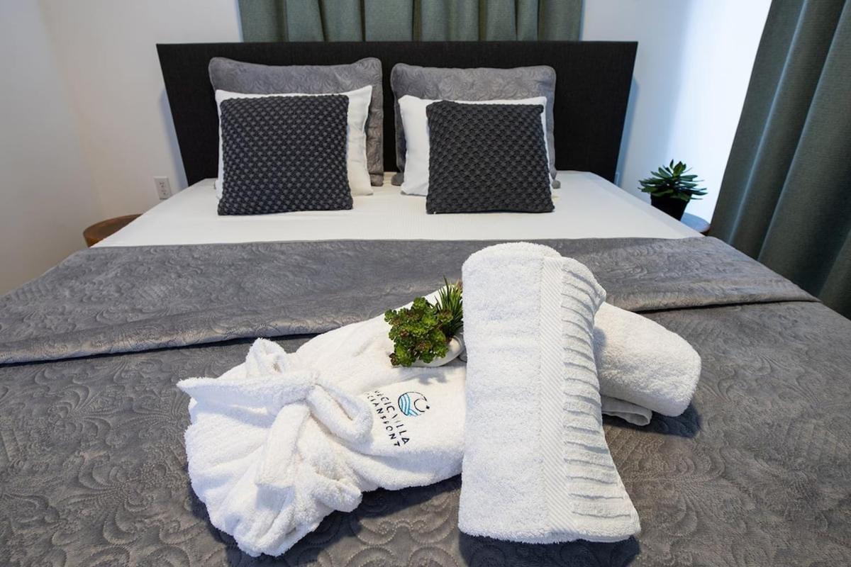 Magic Villa Oceanfront