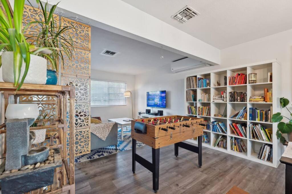 Work, Study, Fun Gem Near DTLA, CalState & Dodgers