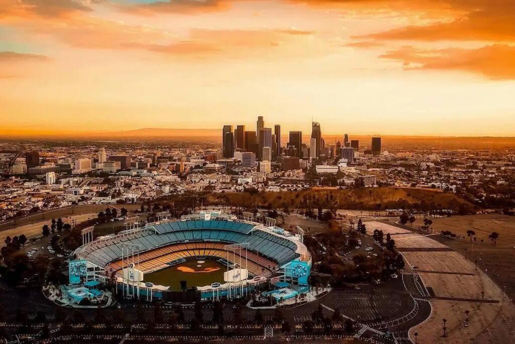 Work, Study, Fun Gem Near DTLA, CalState & Dodgers