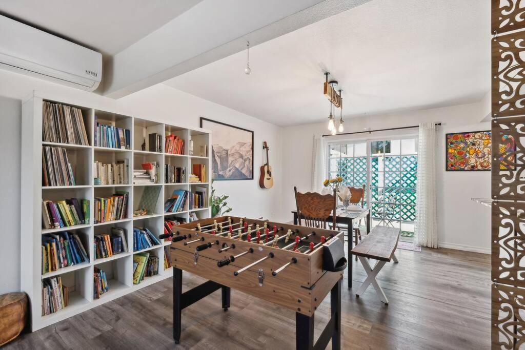 Work, Study, Fun Gem Near DTLA, CalState & Dodgers