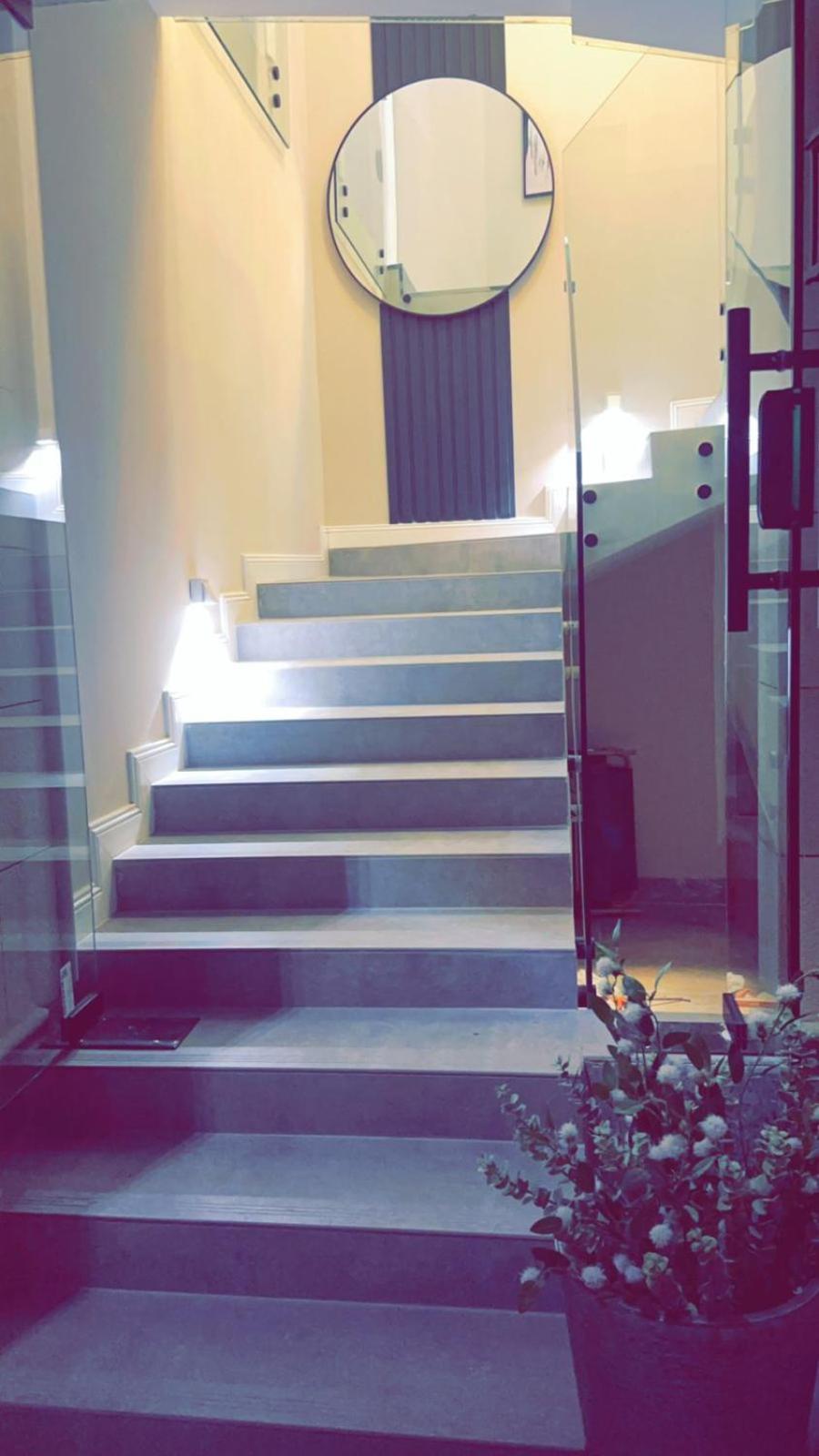 Arena Hotel Suite