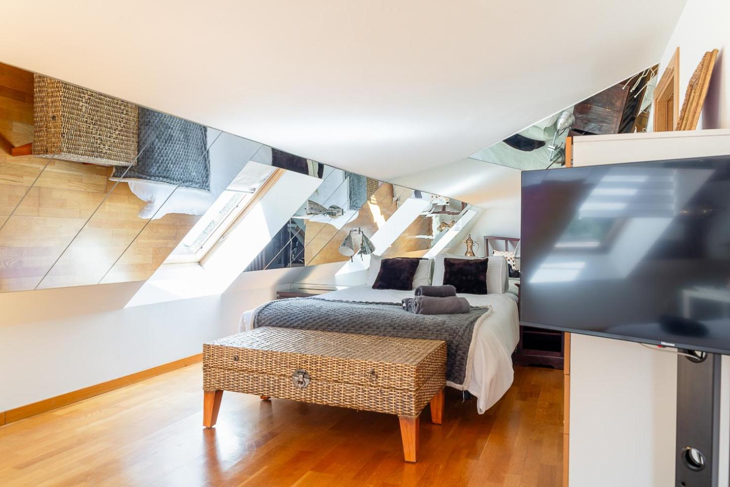 Dúplex Artístico con Terraza I 10 min del Centro I AndBnB