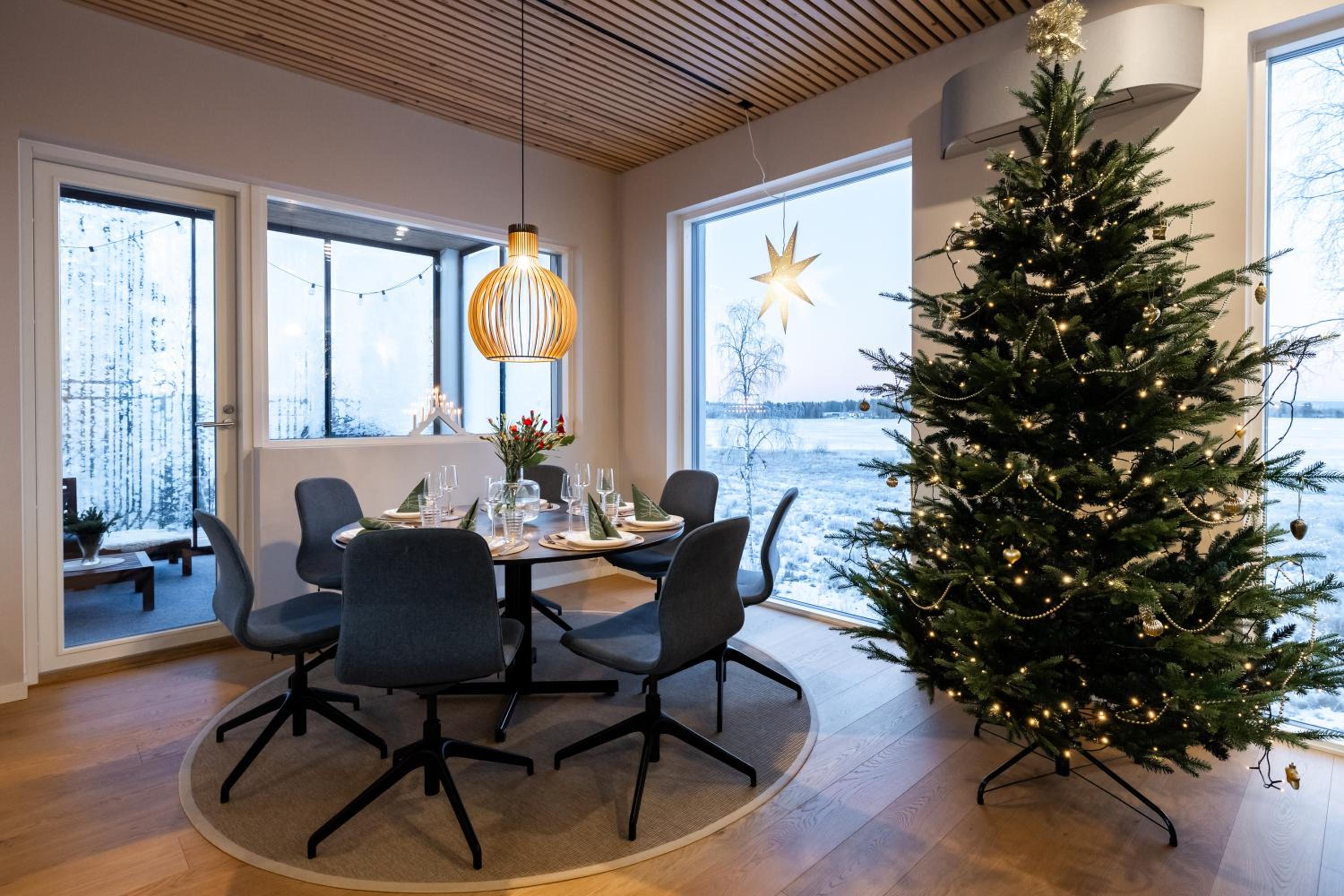 Villa Forest -private location, sauna and jacuzzi view 5