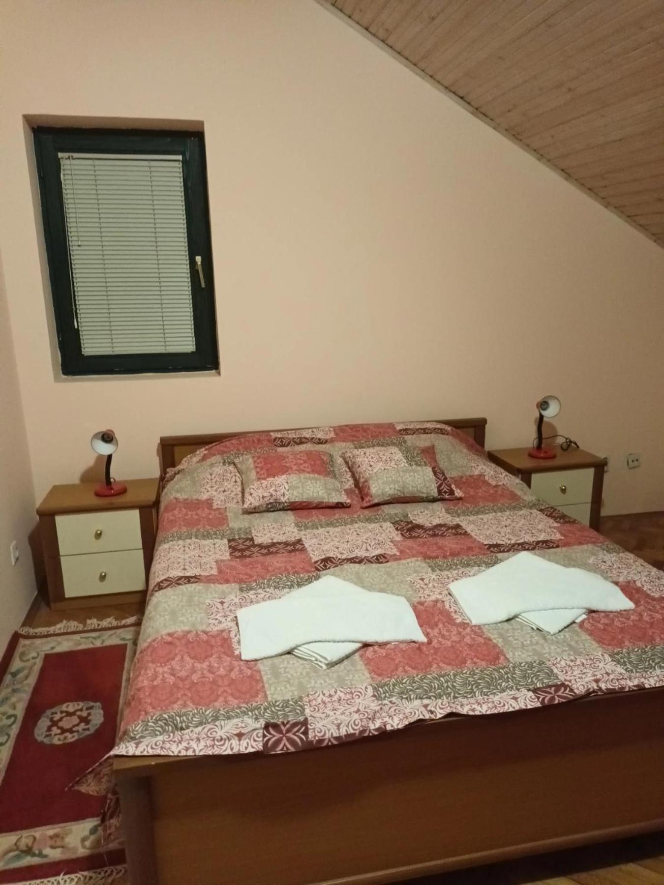 Apartmani Jelena
