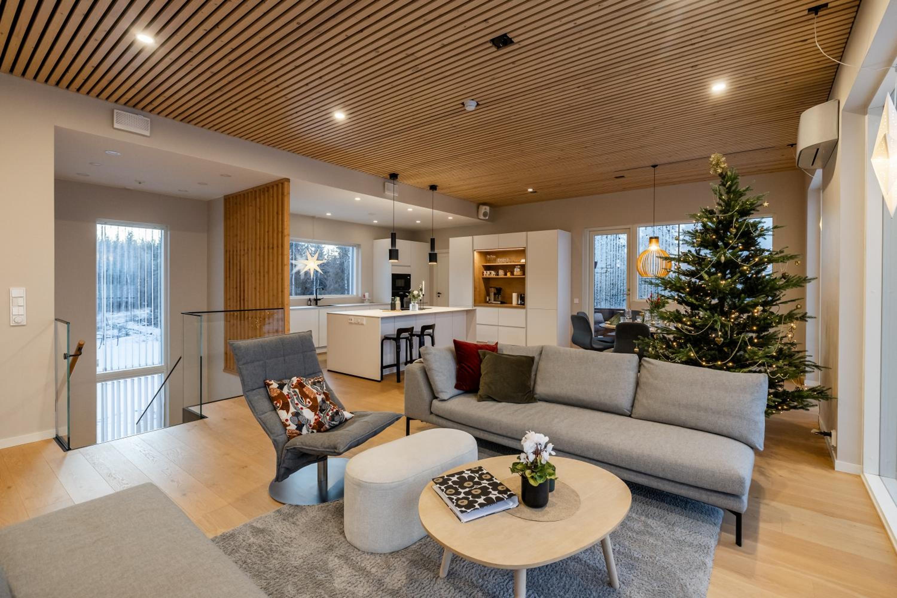Villa Forest -private location, sauna and jacuzzi view 3