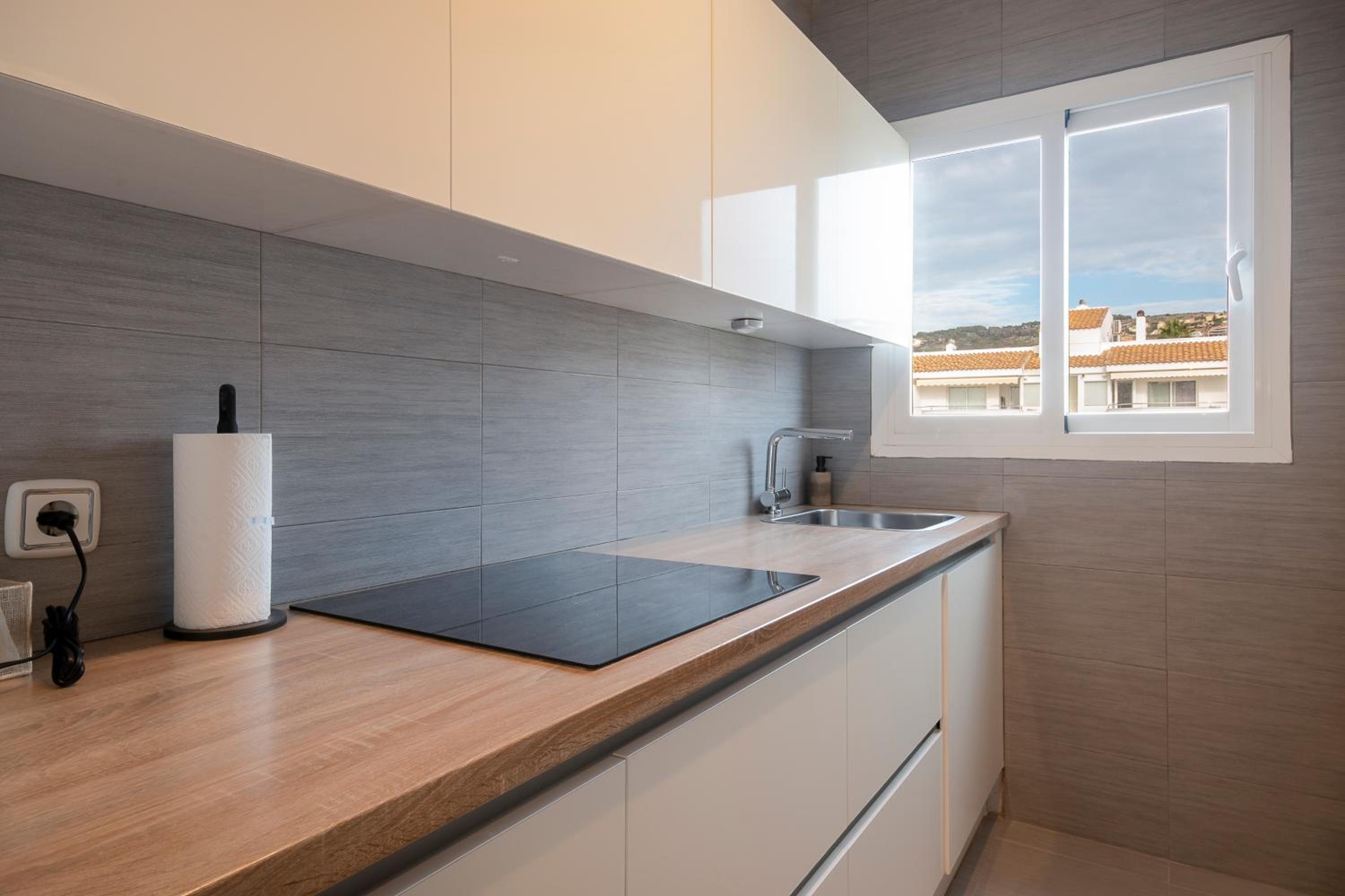 K-SUNSET by Nuka Homes