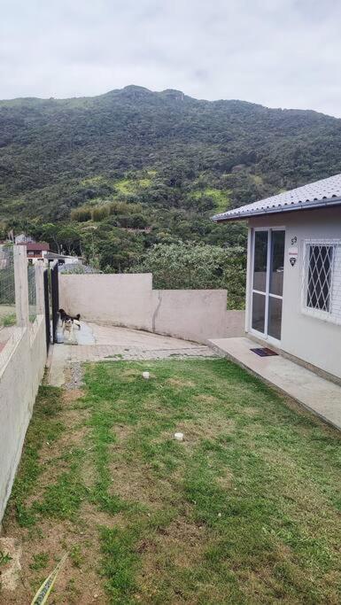 Casa vista para a montanha para 4 pessoas