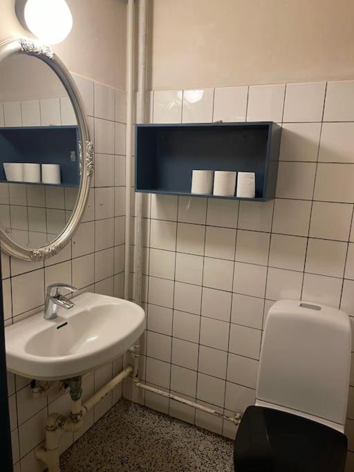 Eventyrligt og rummeligt hus med havudsigt