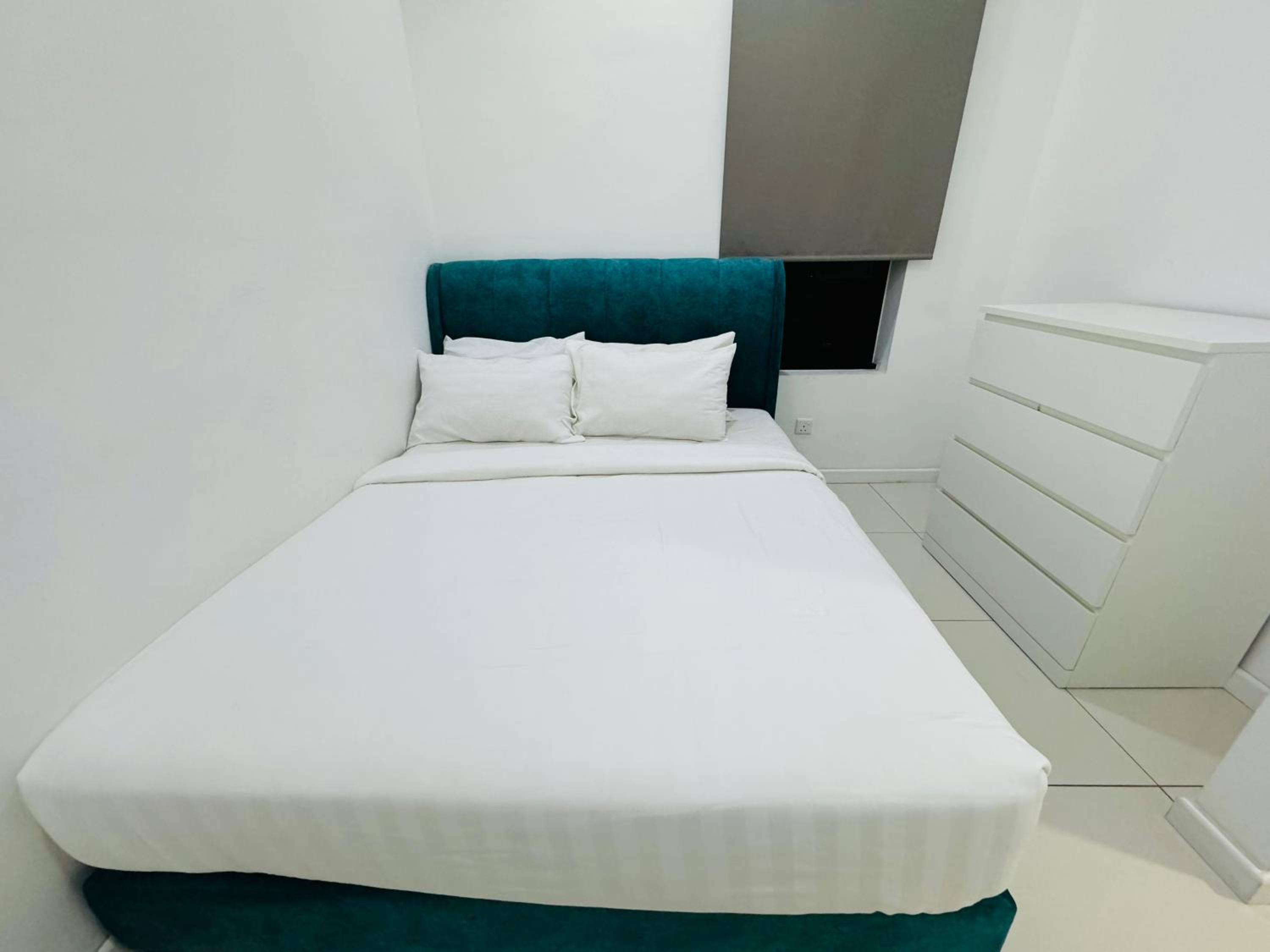 KLcc suites At tower 1