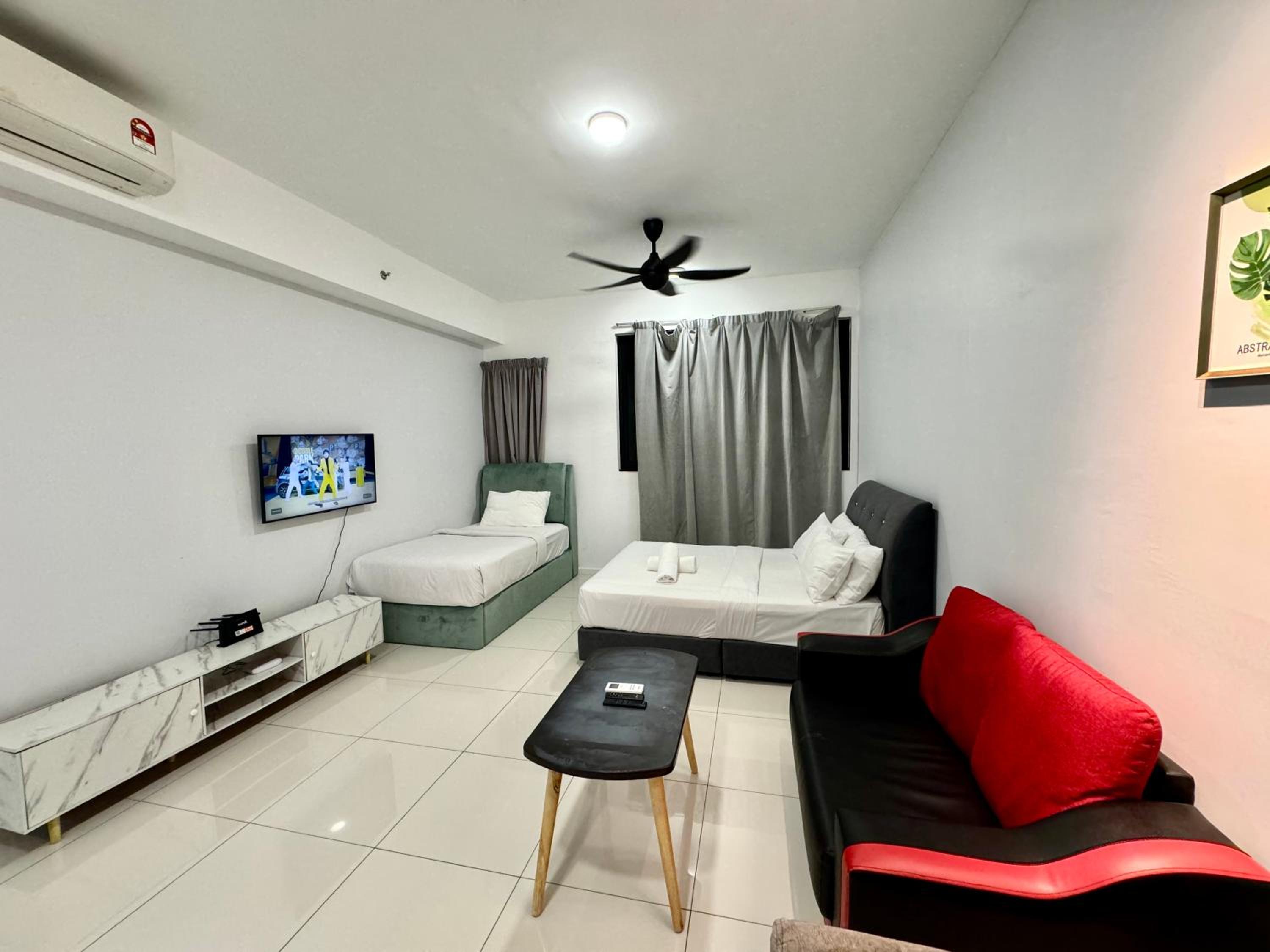 KLcc suites At tower 1