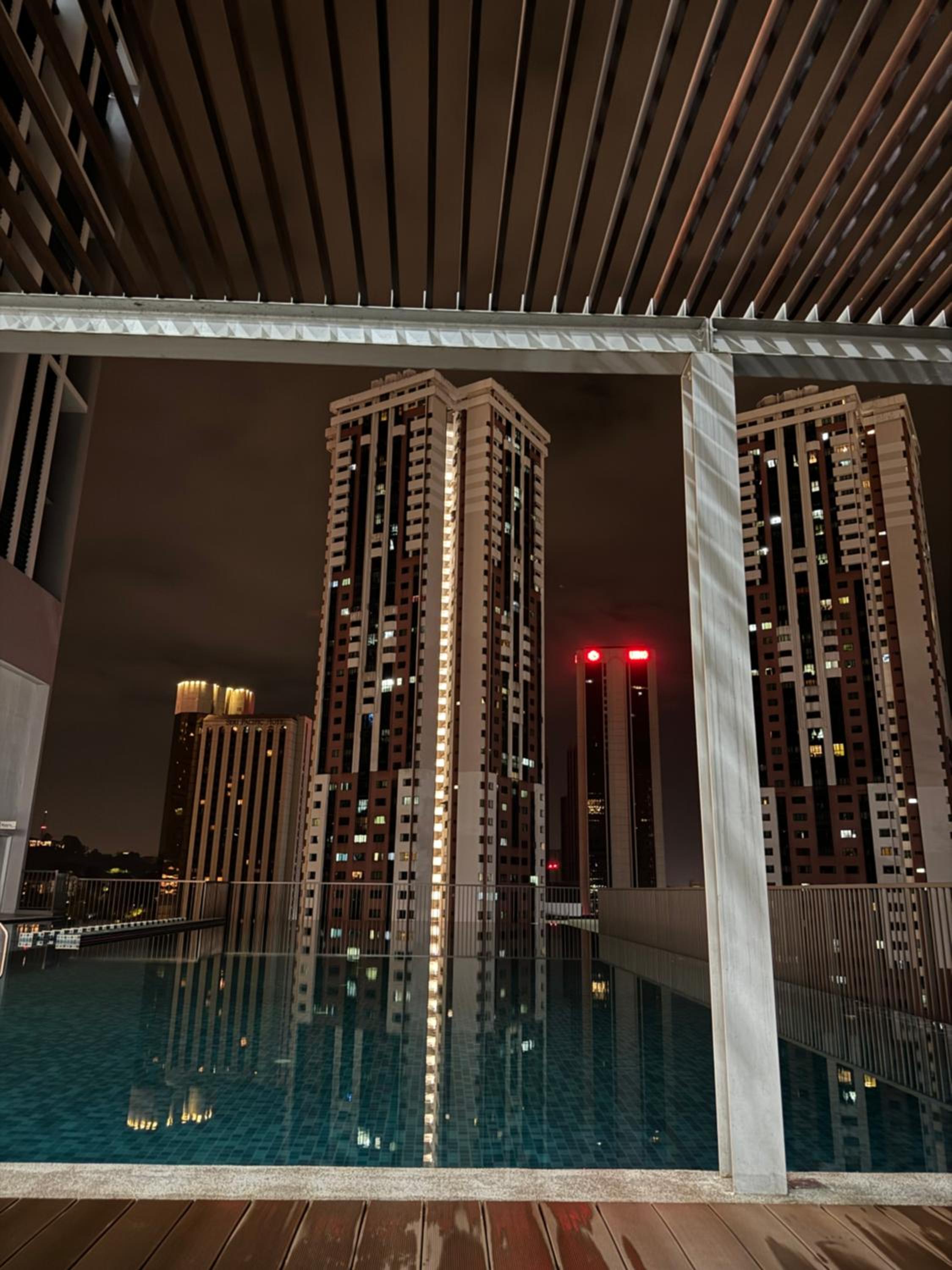 KLcc suites At tower 1