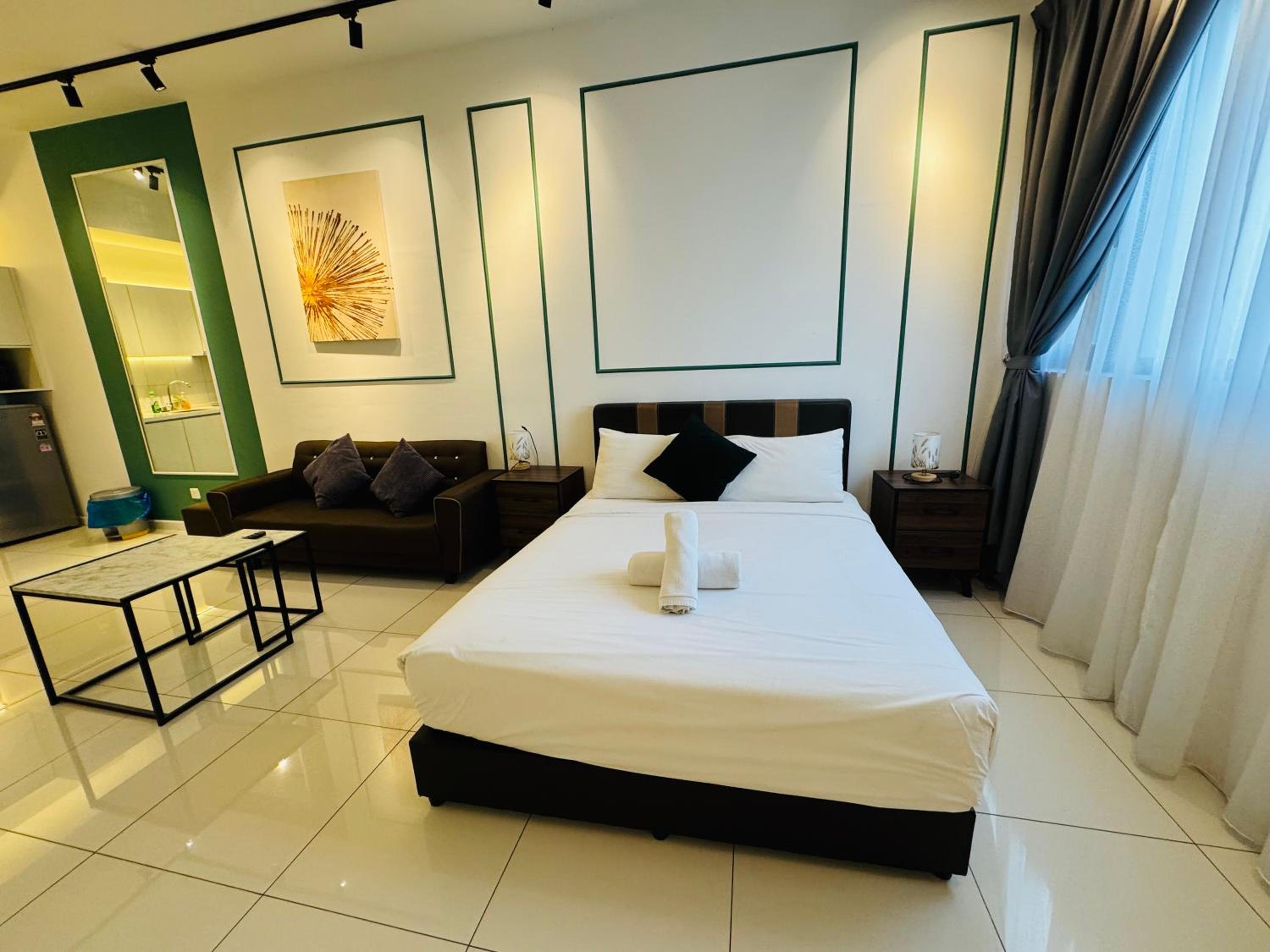 KLcc suites At tower 1