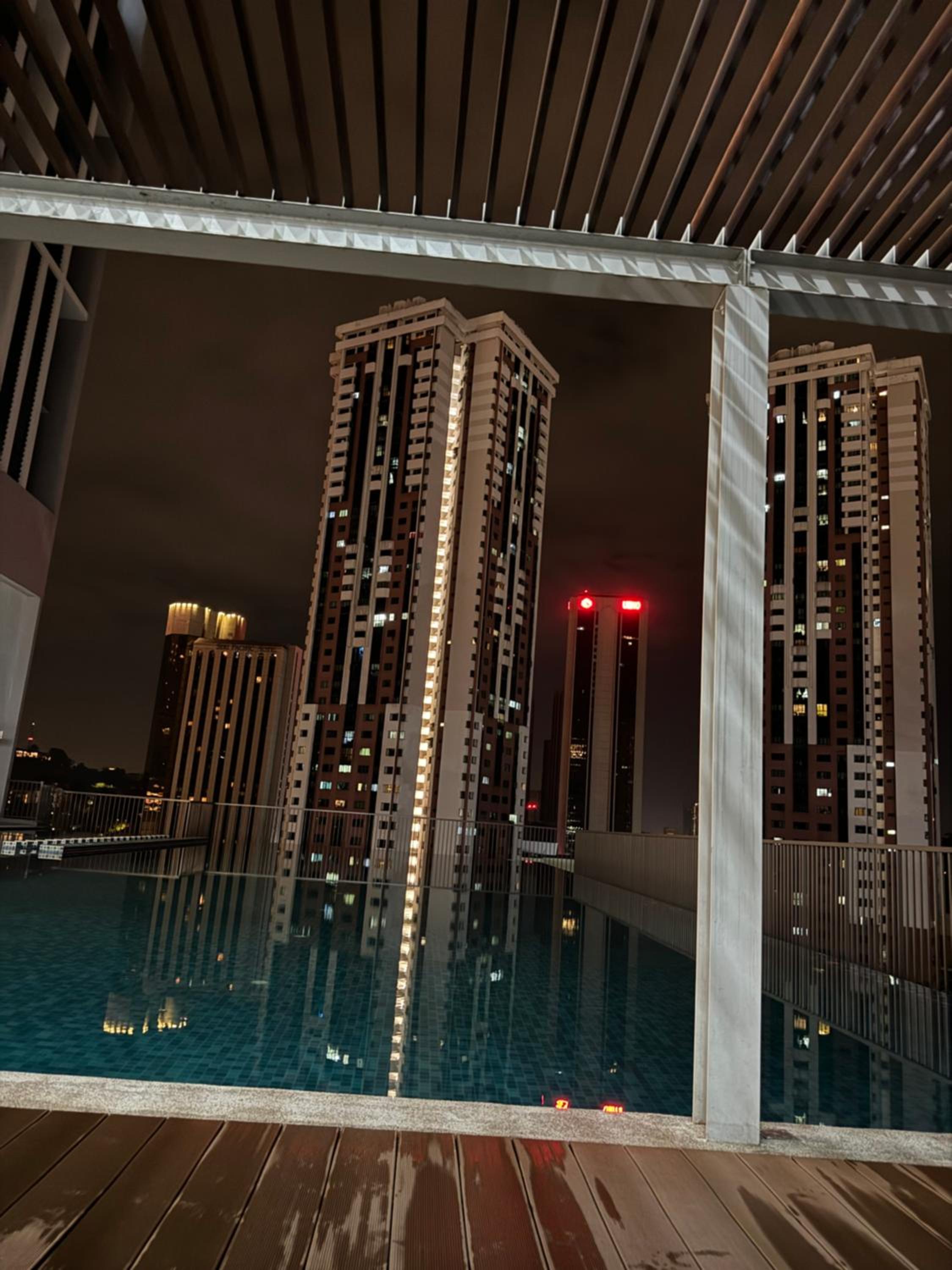 KLcc suites At tower 1
