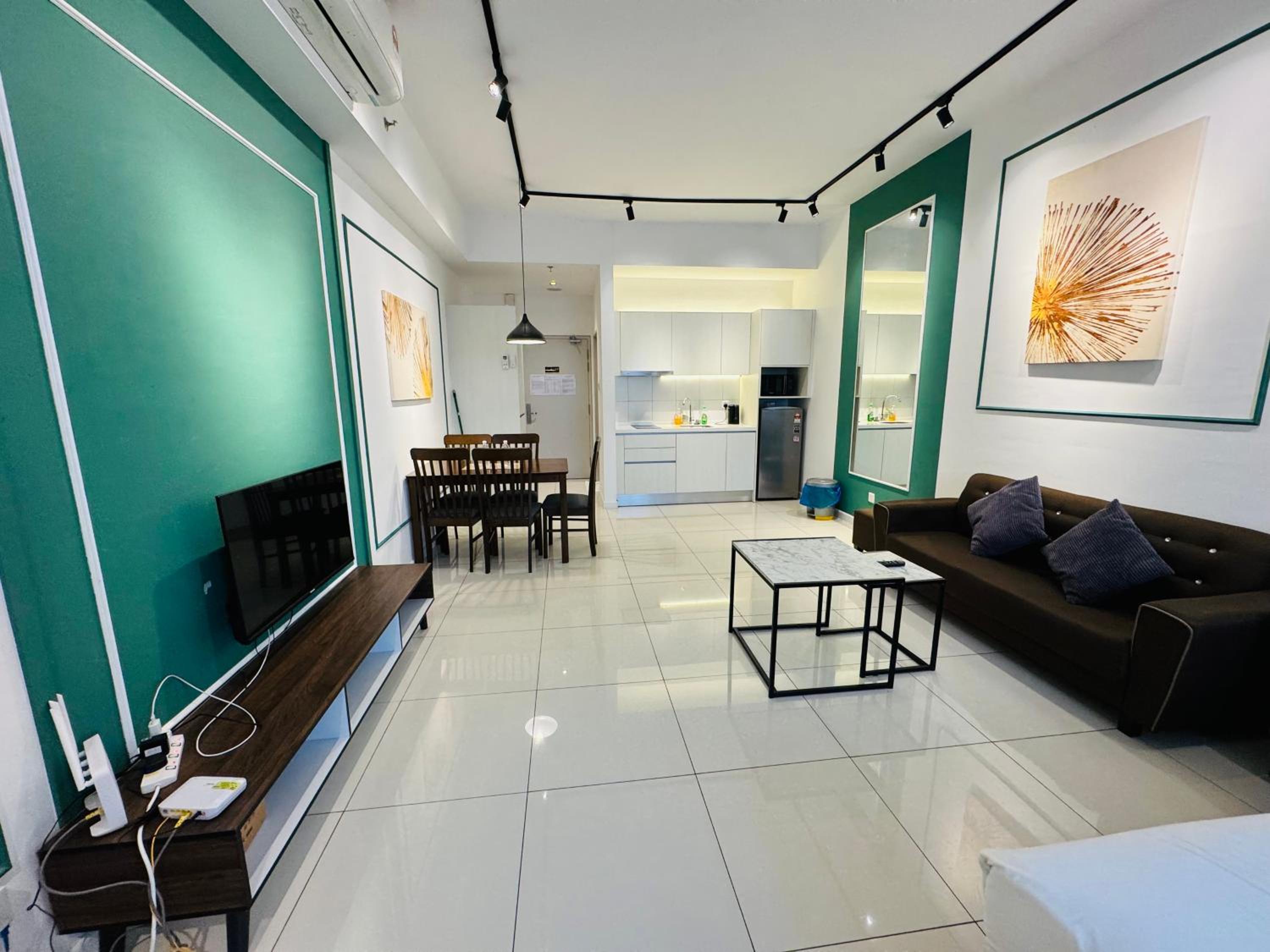 KLcc suites At tower 1