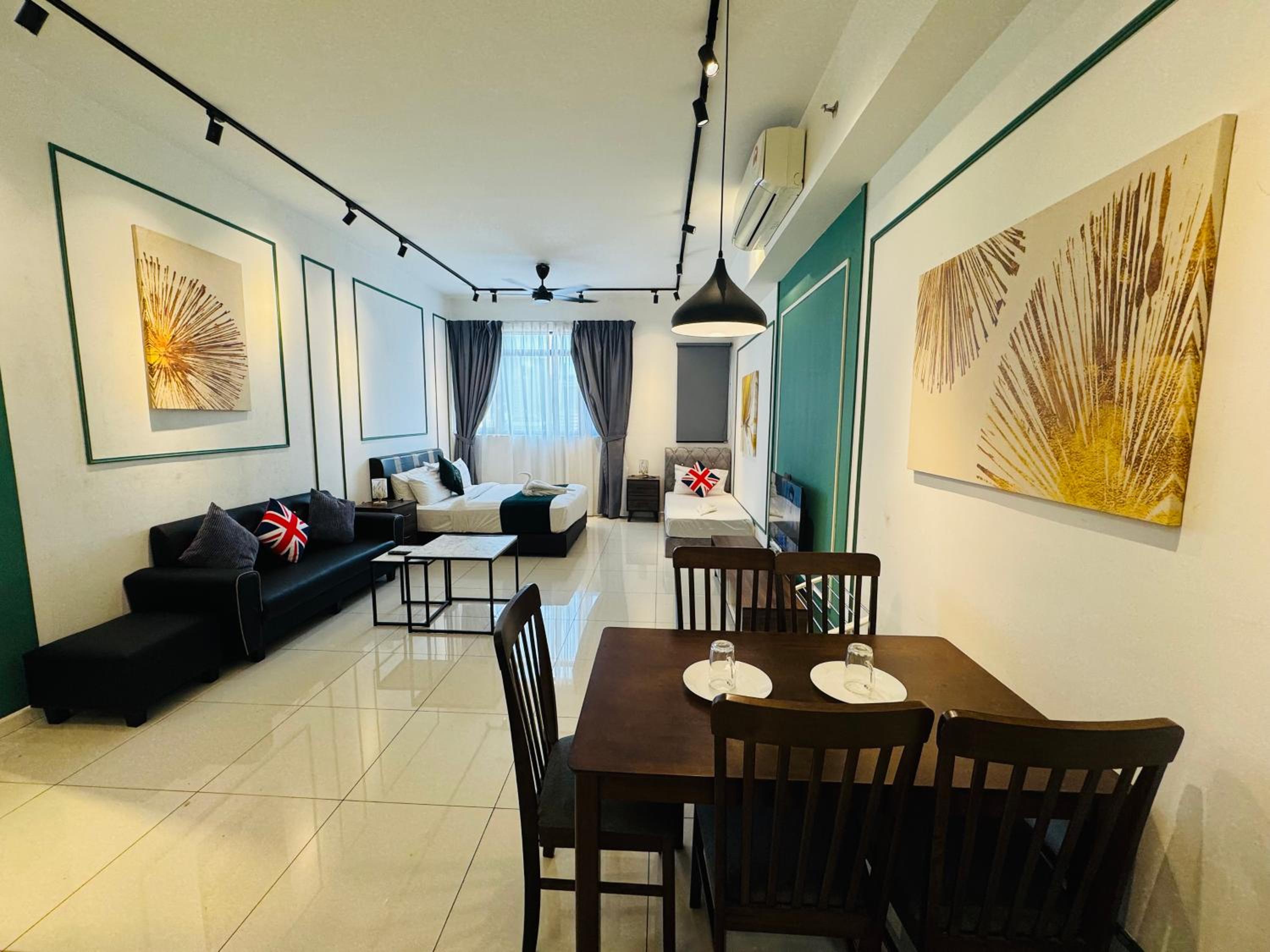 KLcc suites At tower 1