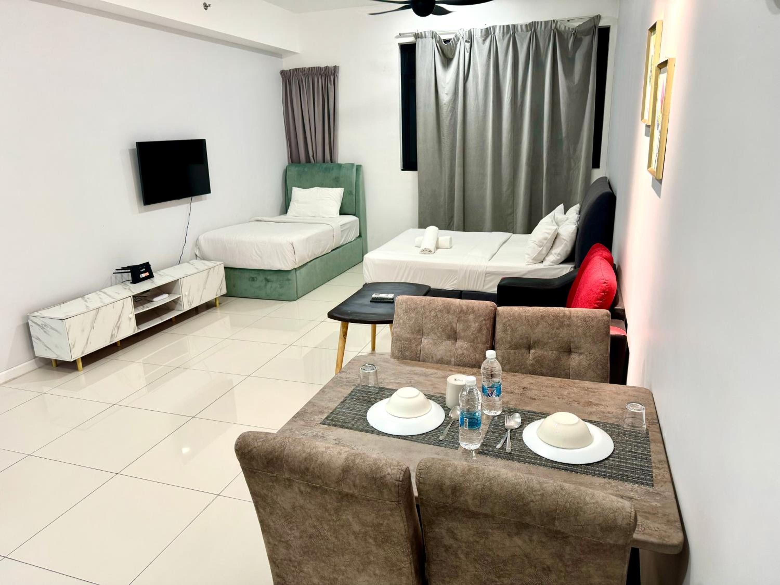 KLcc suites At tower 1