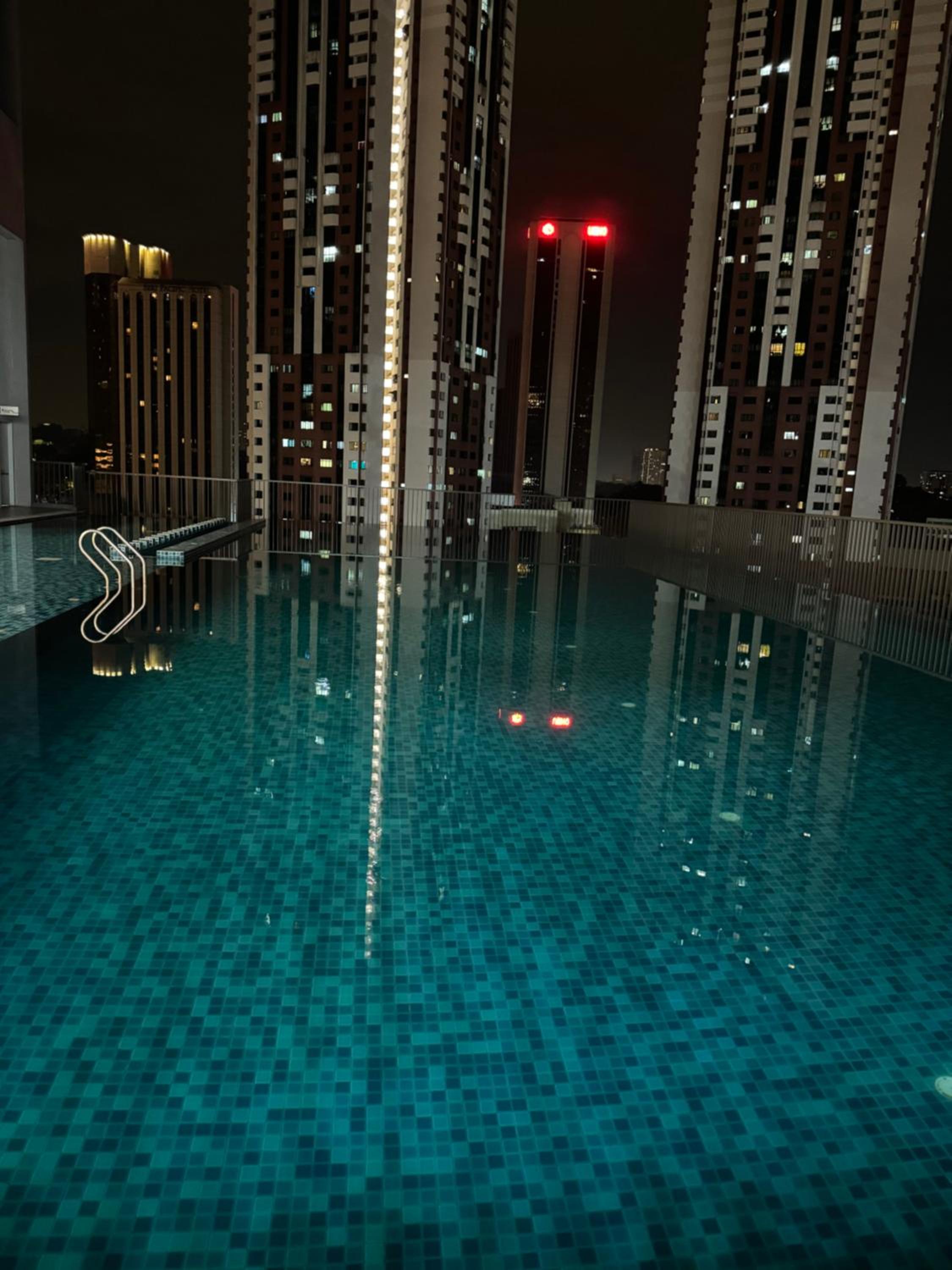 KLcc suites At tower 1