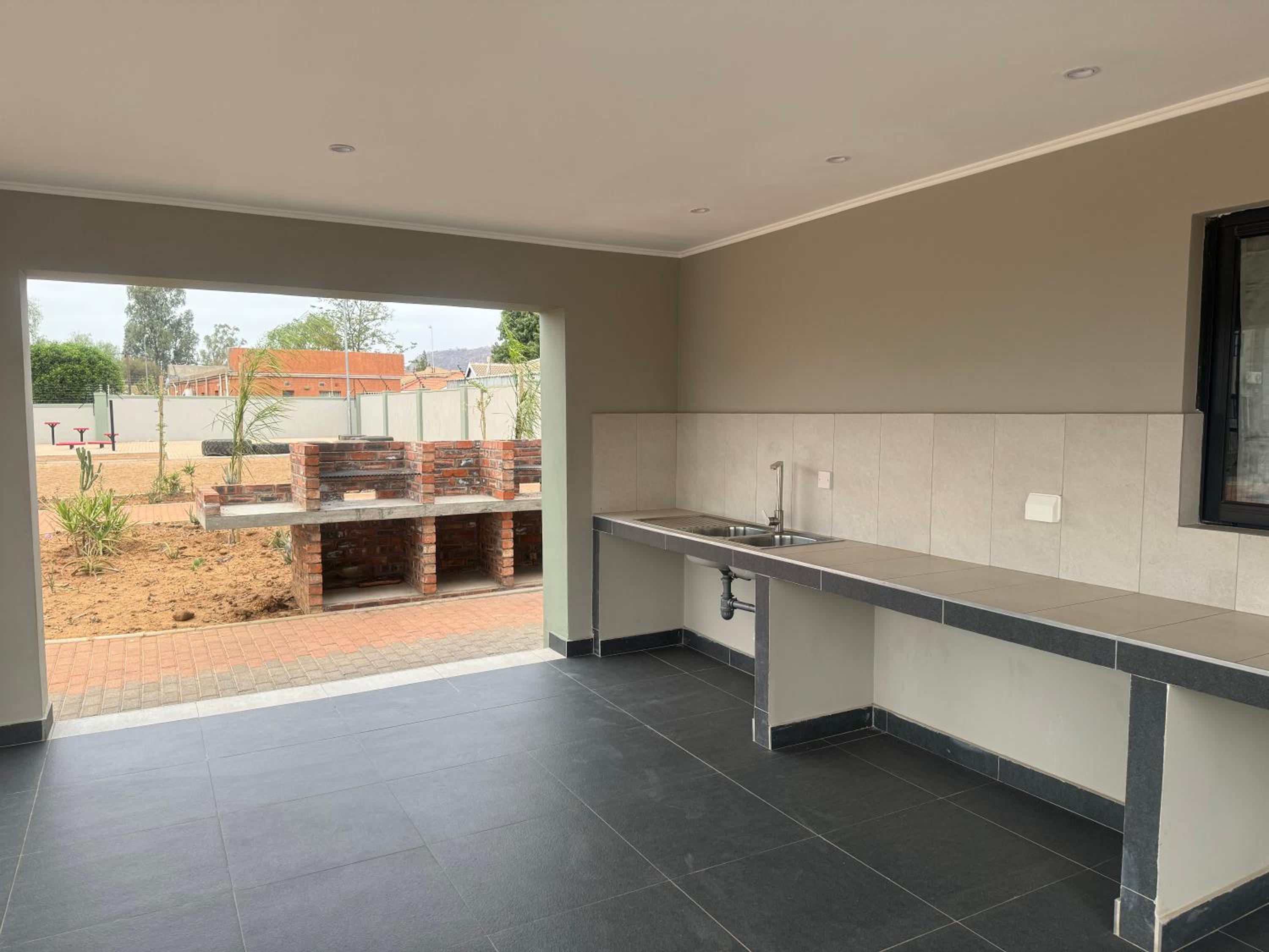 Unit B1 Motswedi Place