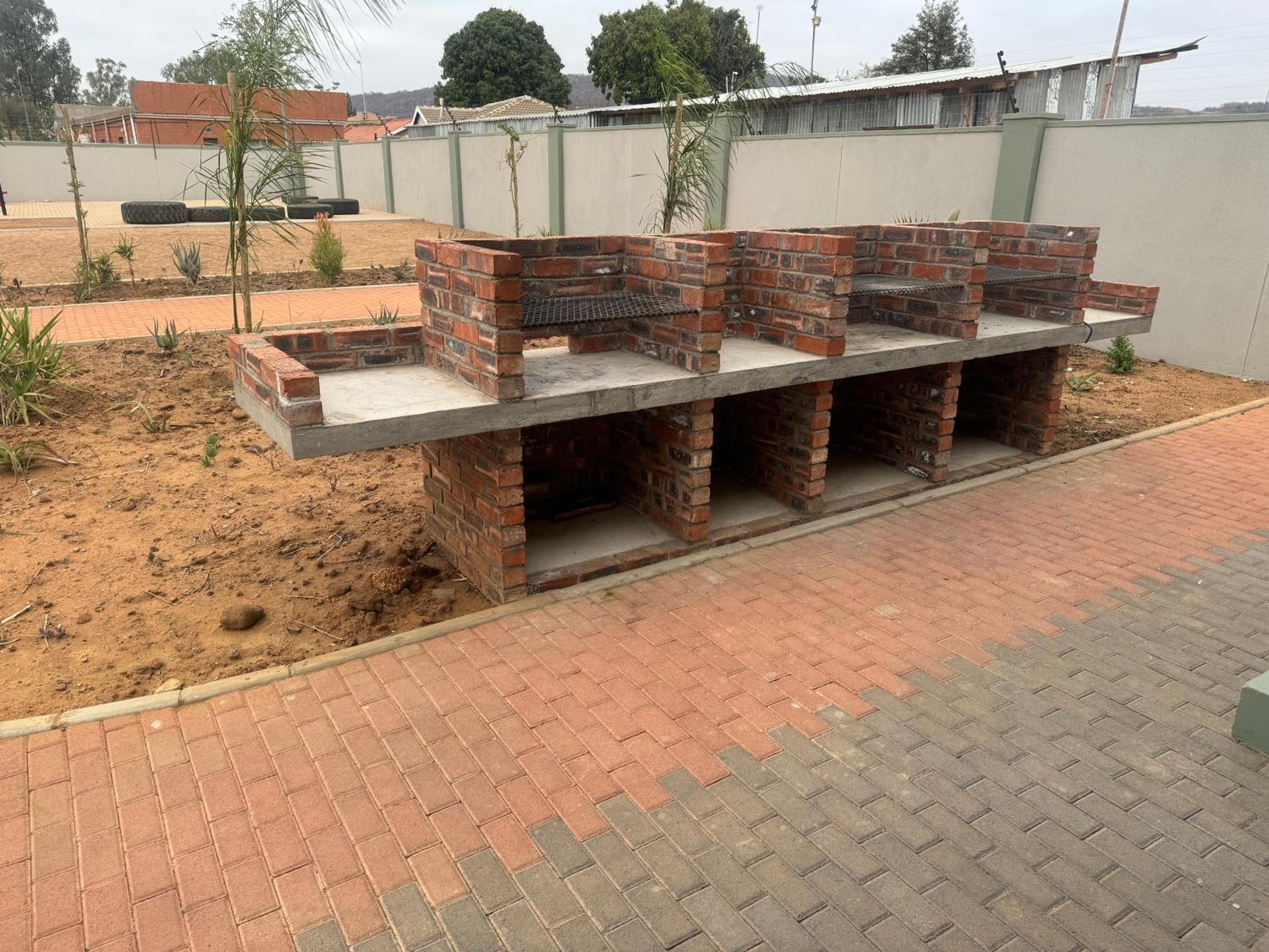 Unit B1 Motswedi Place
