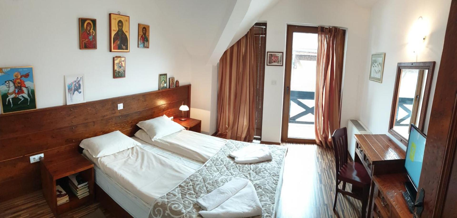 Granat Gondola Apartments next to Ski Lift