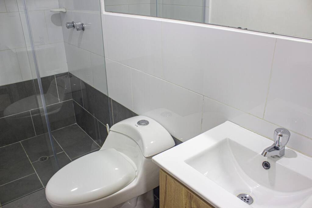 Apartamento el mejor barrio de Medellin 401