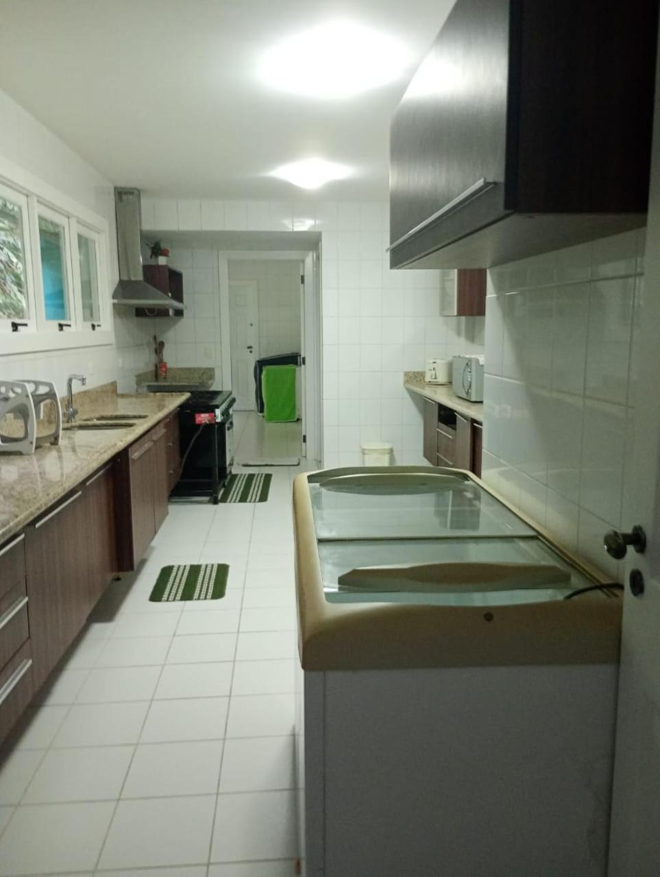 Casa com praia particular com vista incrível em Angra dos Reis
