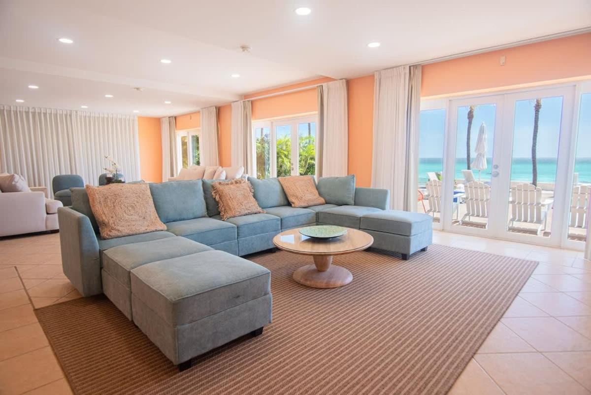 Arashi Beachfront - The best sunsets in Aruba!