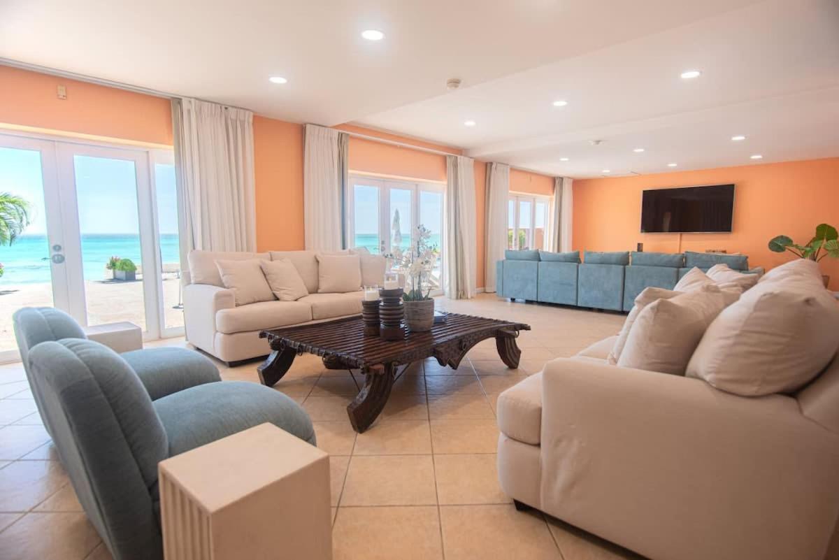Arashi Beachfront - The best sunsets in Aruba!