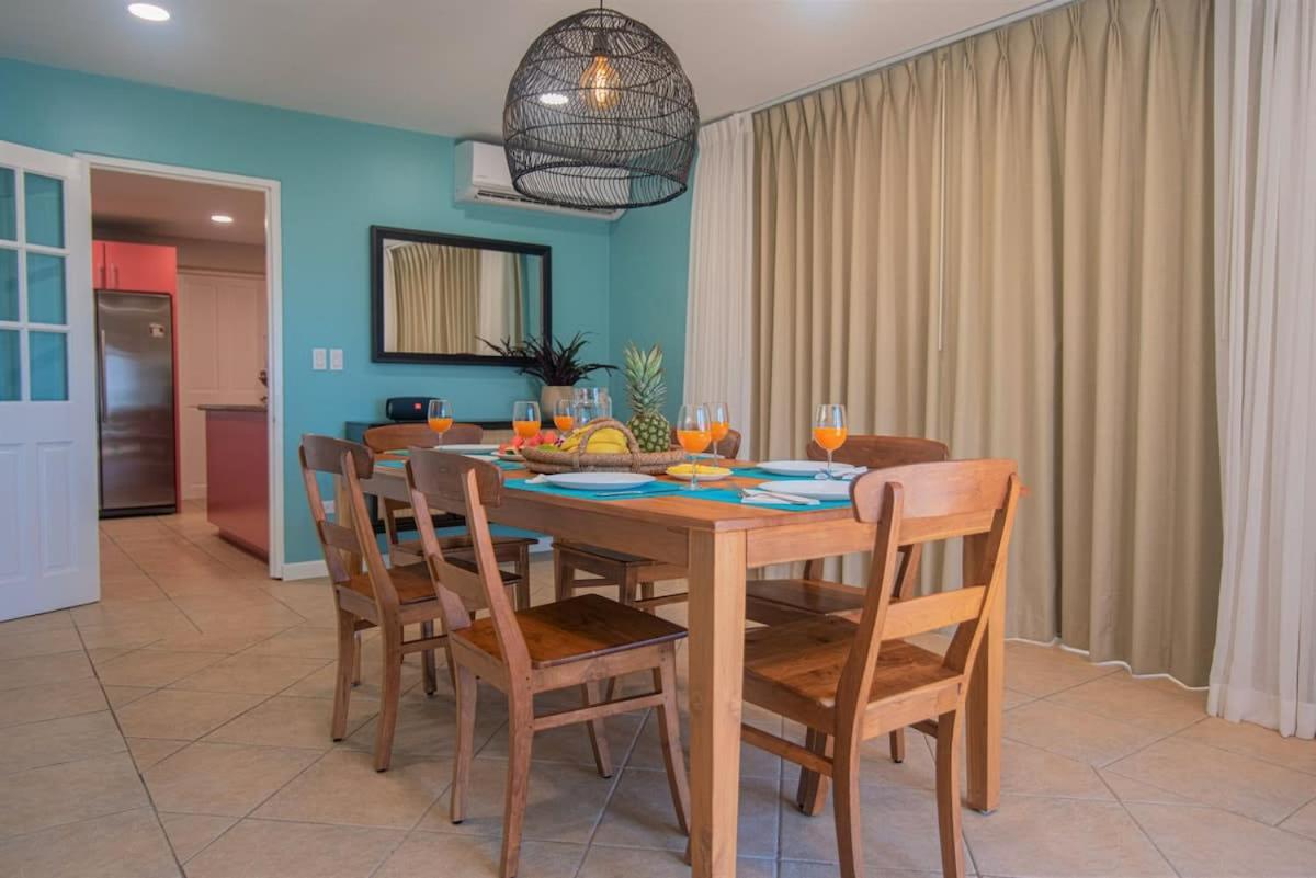 Arashi Beachfront - The best sunsets in Aruba!