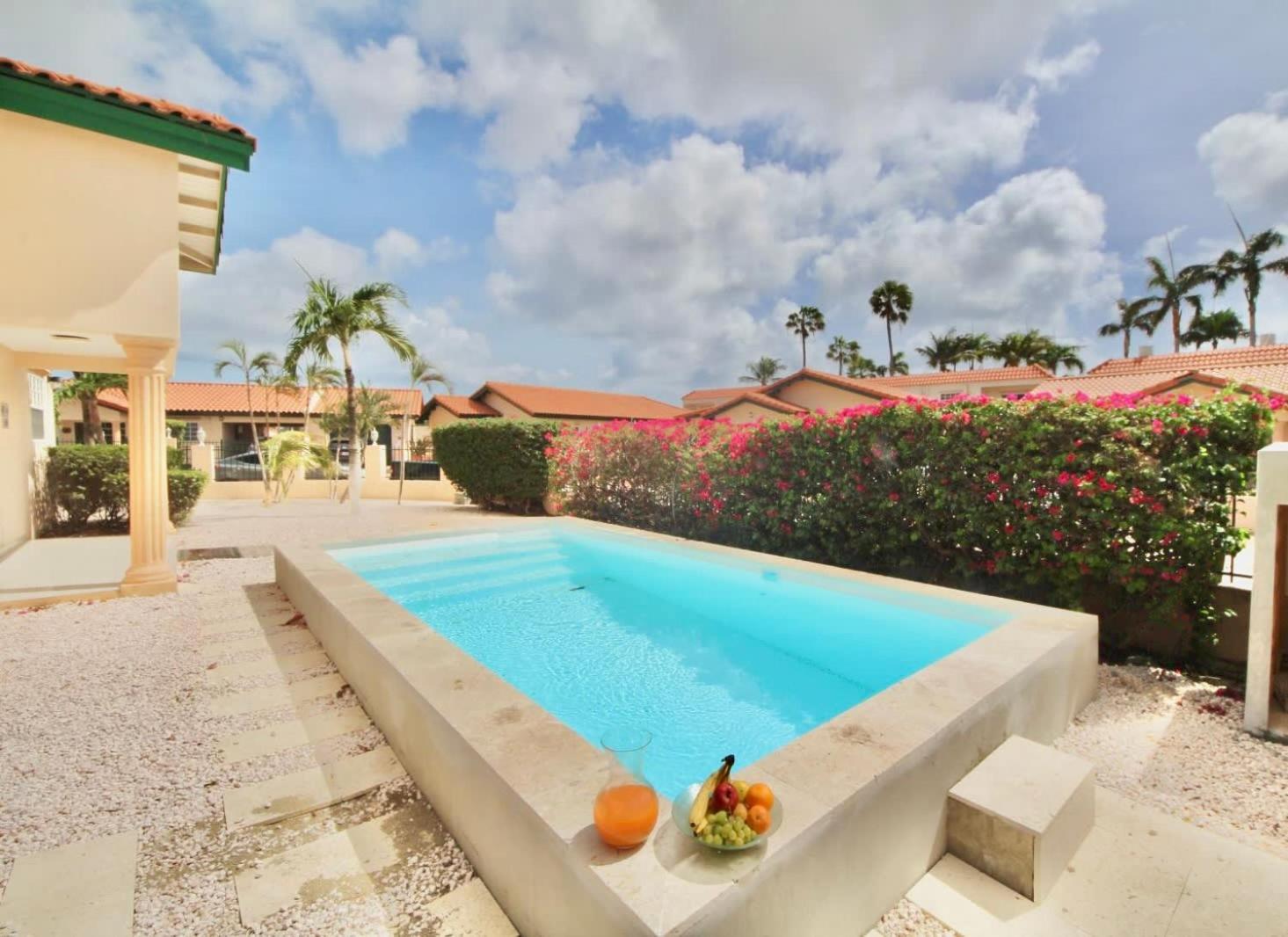 Beija Flor Entire home in Oranjestad, Aruba