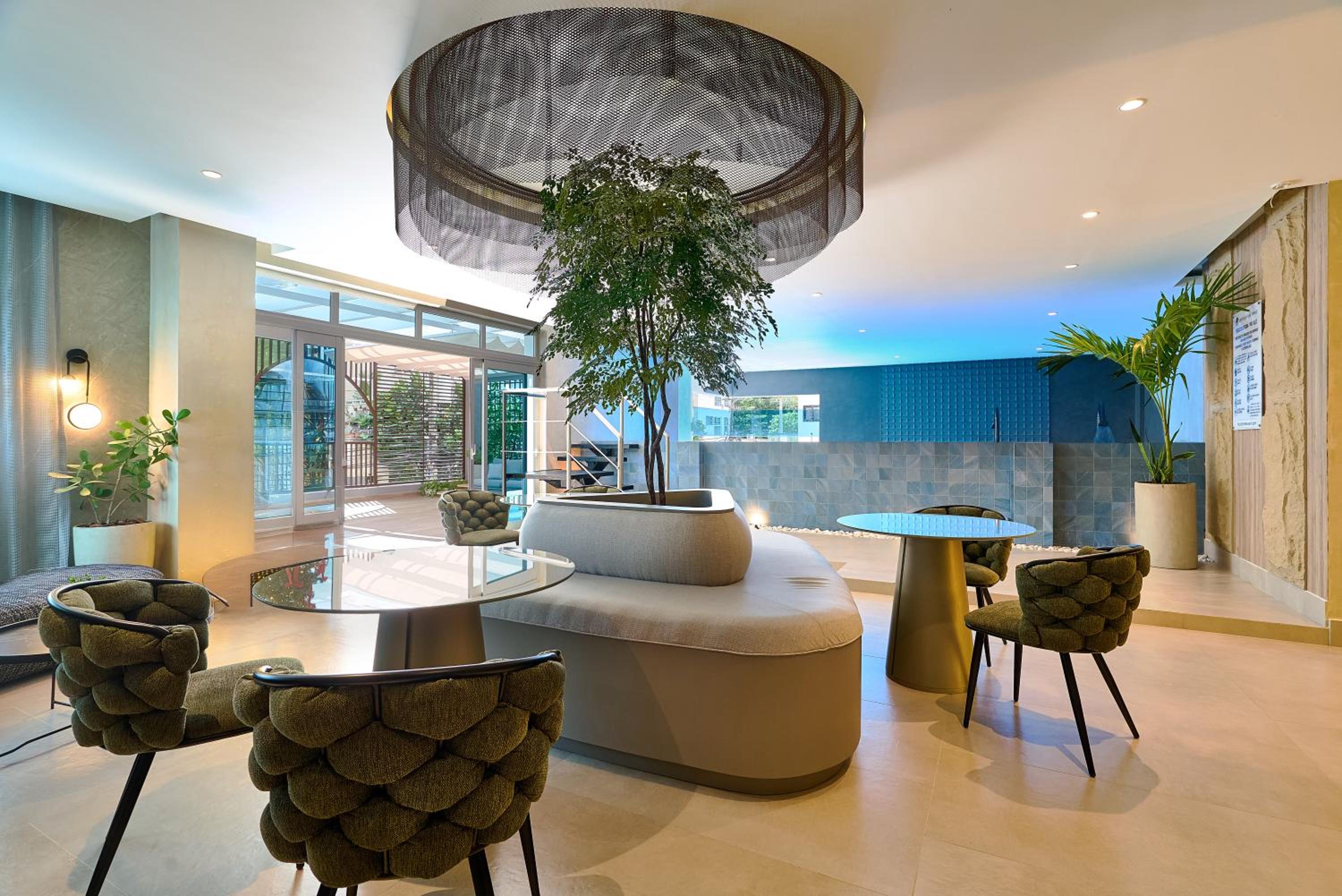 Central Park Tower