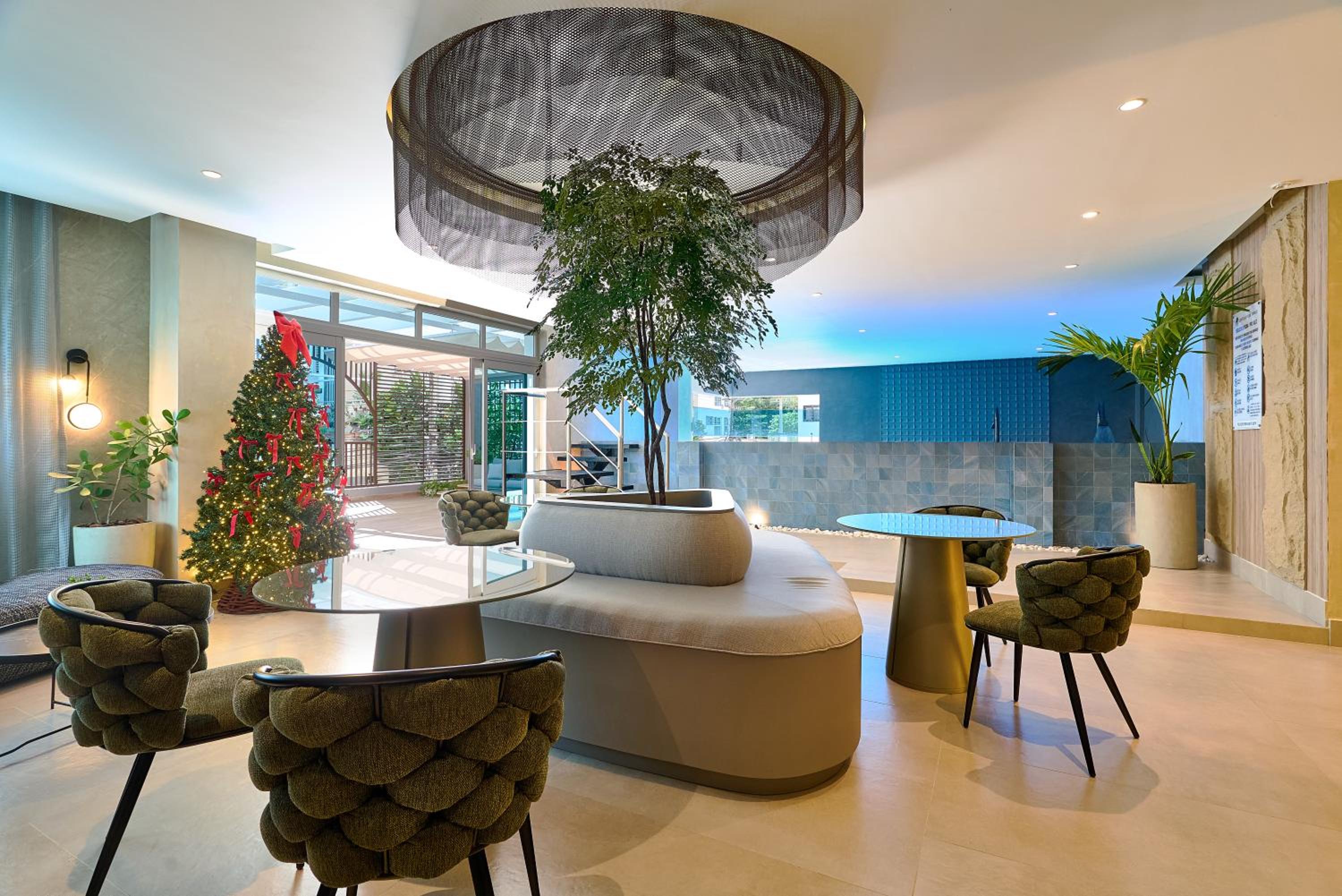 Central Park Tower