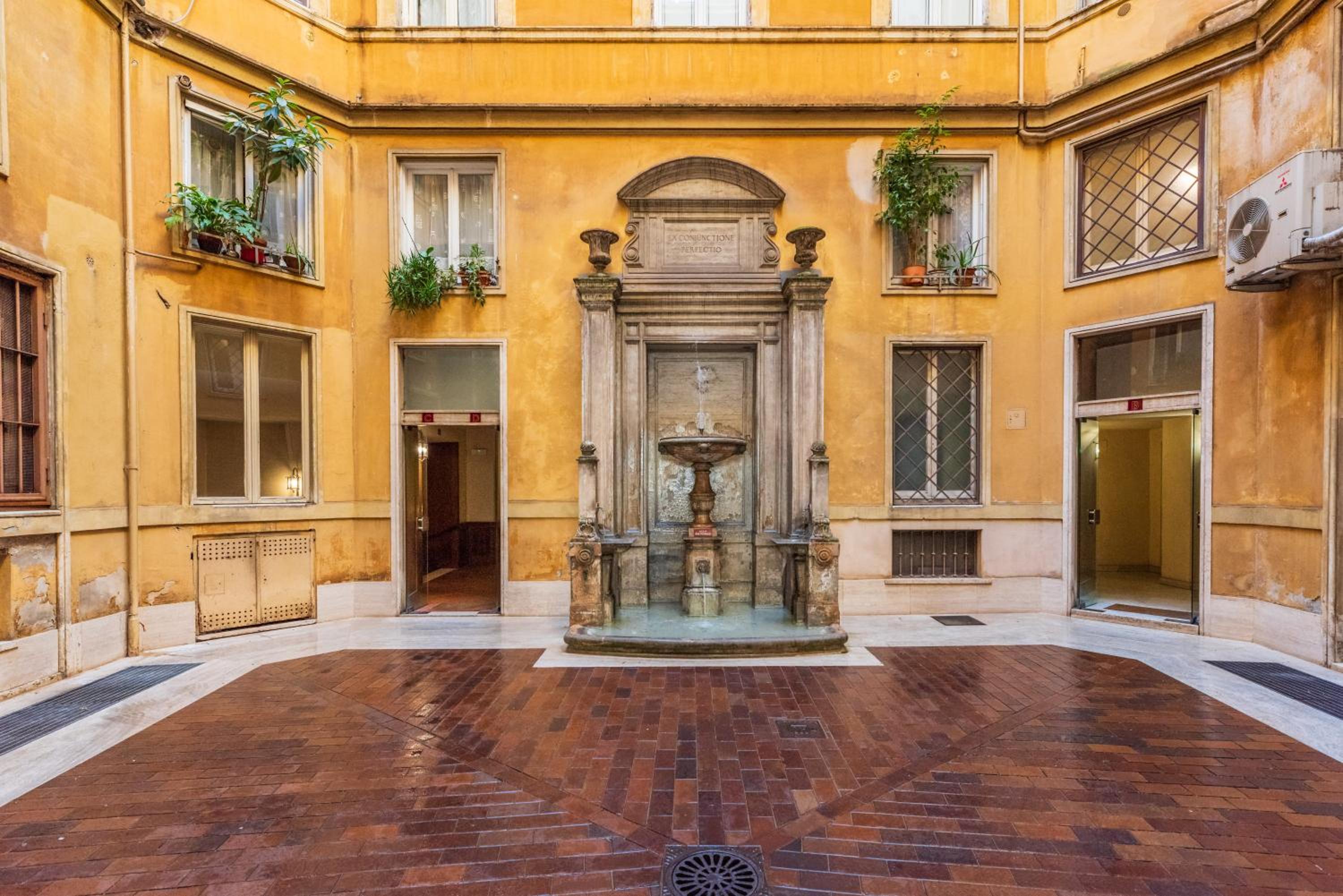 Casa degli Dei
