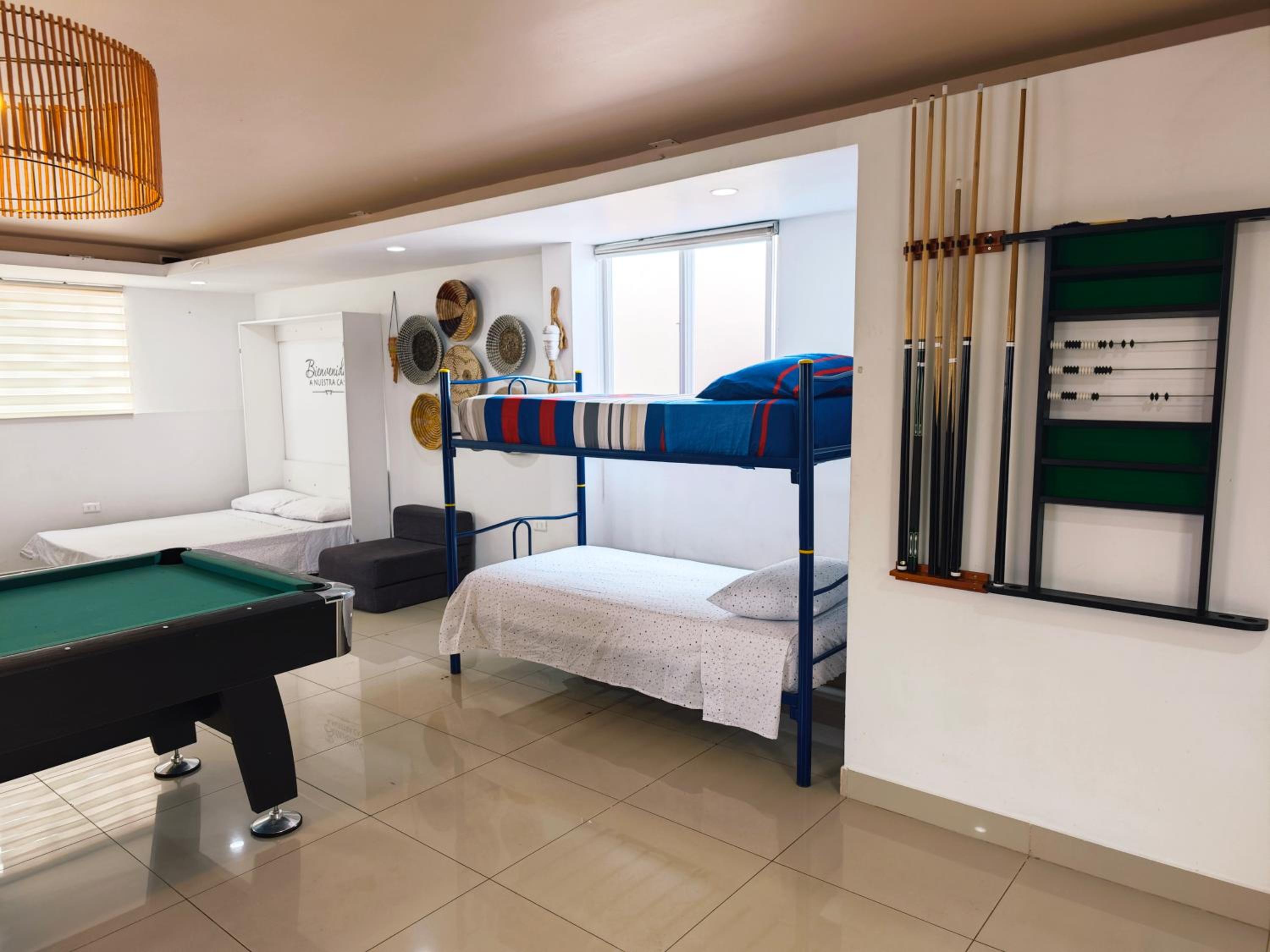 Apartamento VIP con Mesa de Billar