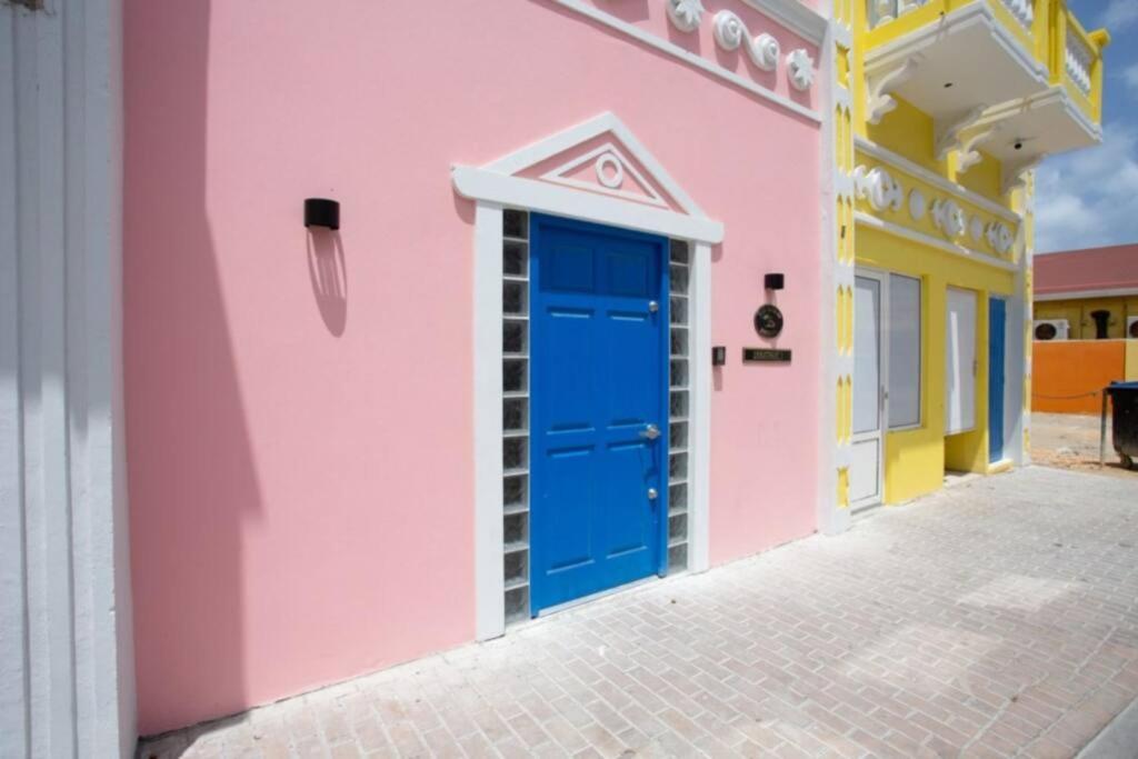 Dutch Caribbean Residence D
