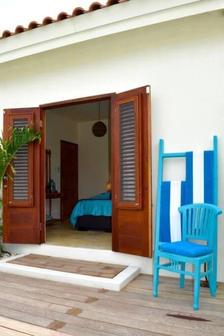 Endless Summer - Stunning 3-bedroom Vacation Villa located in Noord.