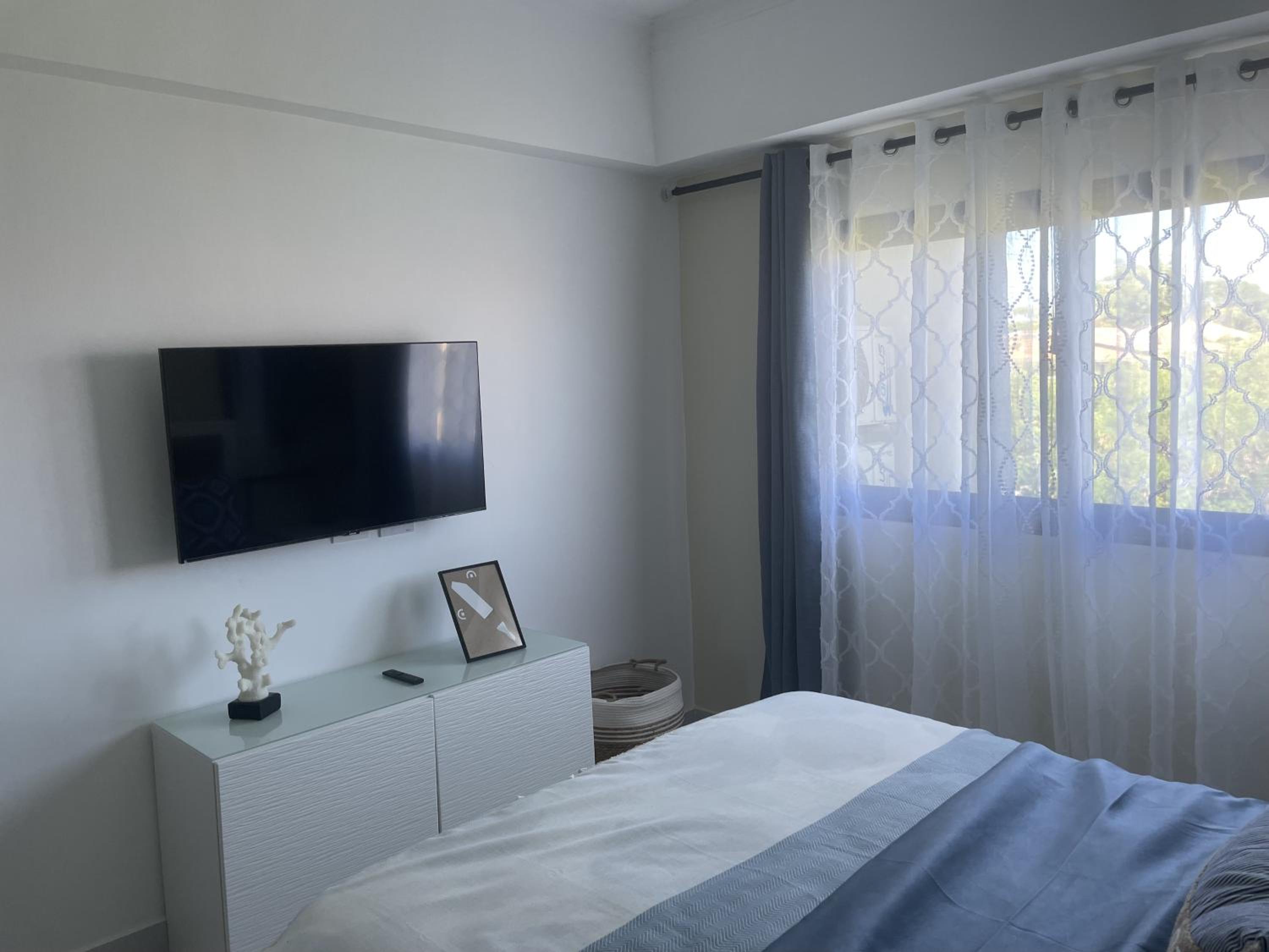 Gold Reef 201 - Luxury 2BR mit Pool, Beach Shuttle und Tiefgarage view 4