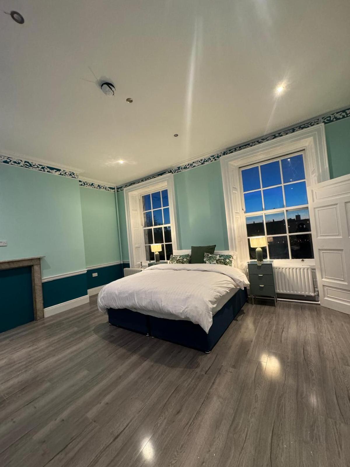 Deluxe Georgian Dublin 1 Private Rooms